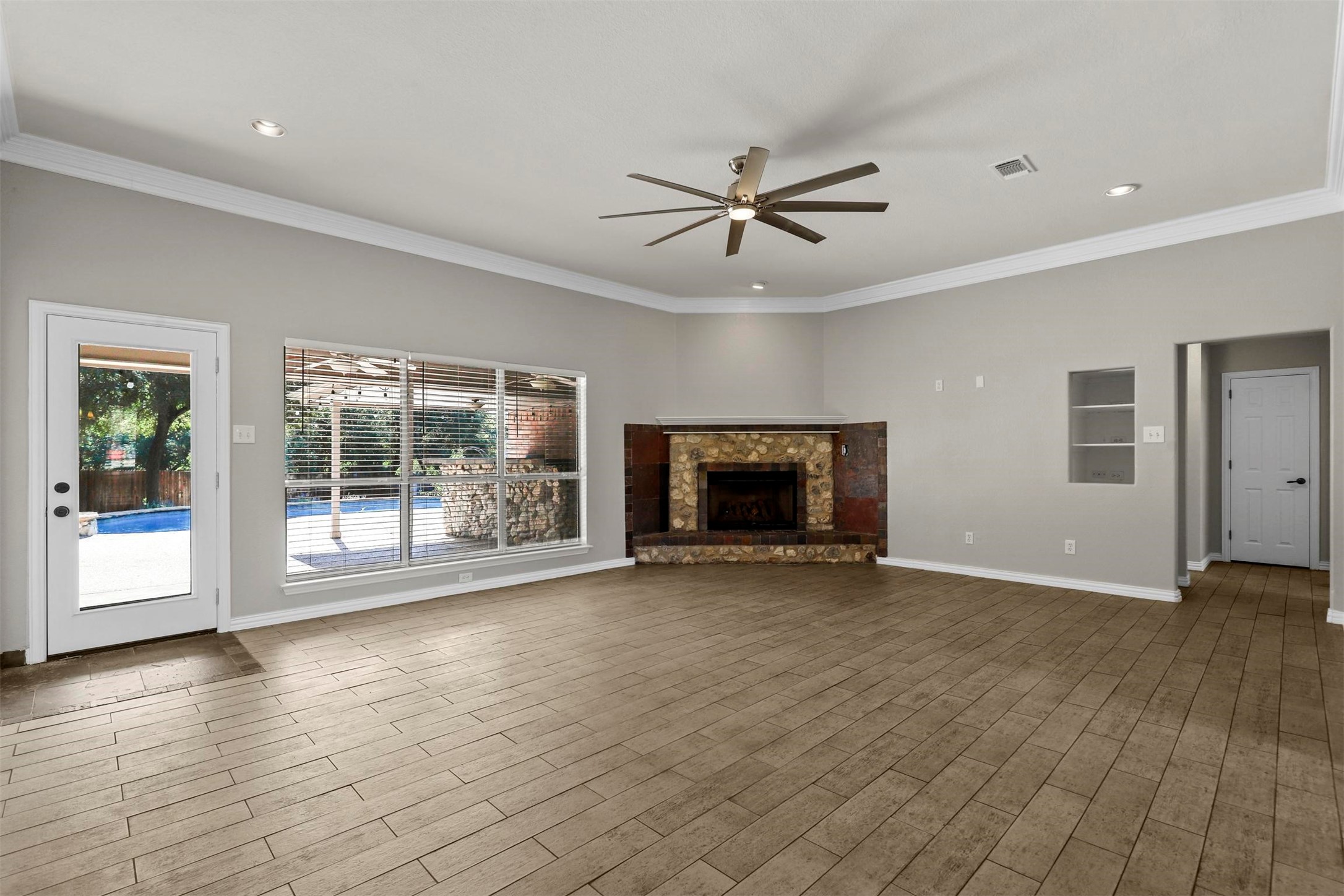 102 Rock Court