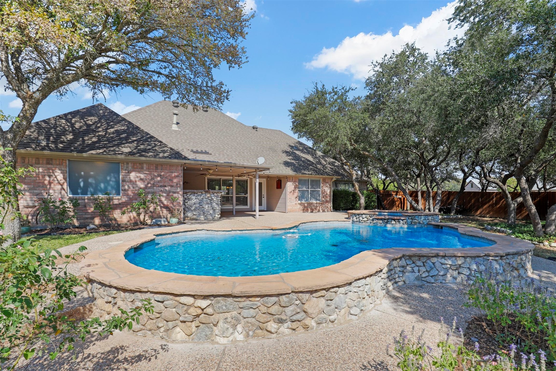 102 Rock Court
