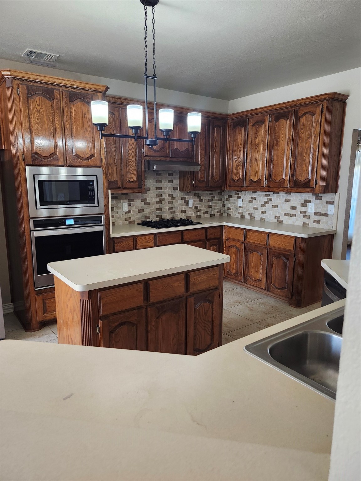 2365 Saddlebrook Lane