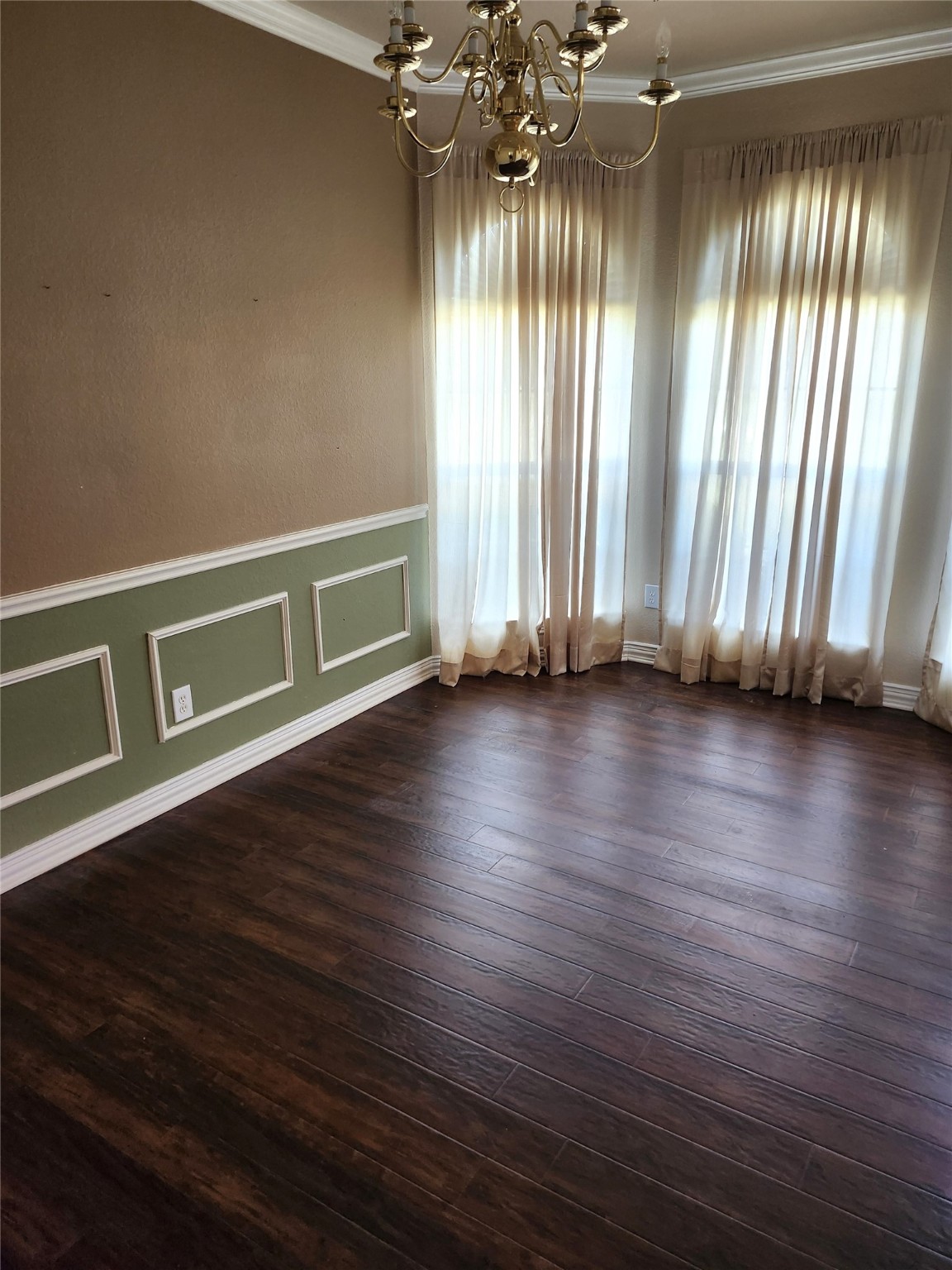 2365 Saddlebrook Lane