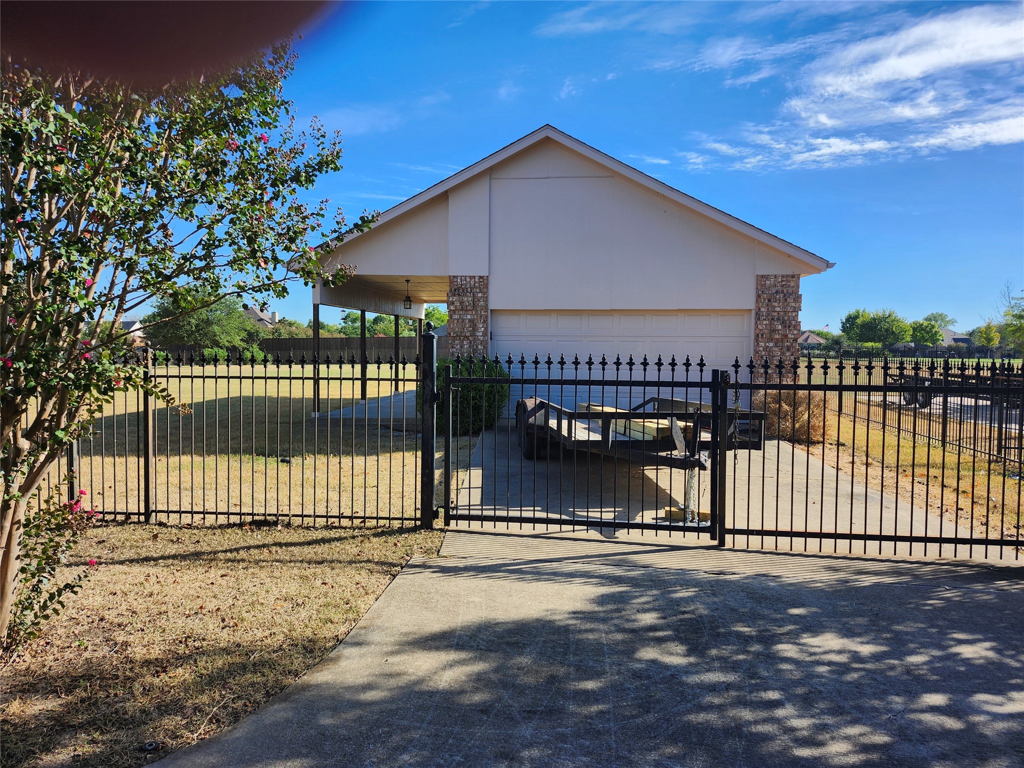 2365 Saddlebrook Lane