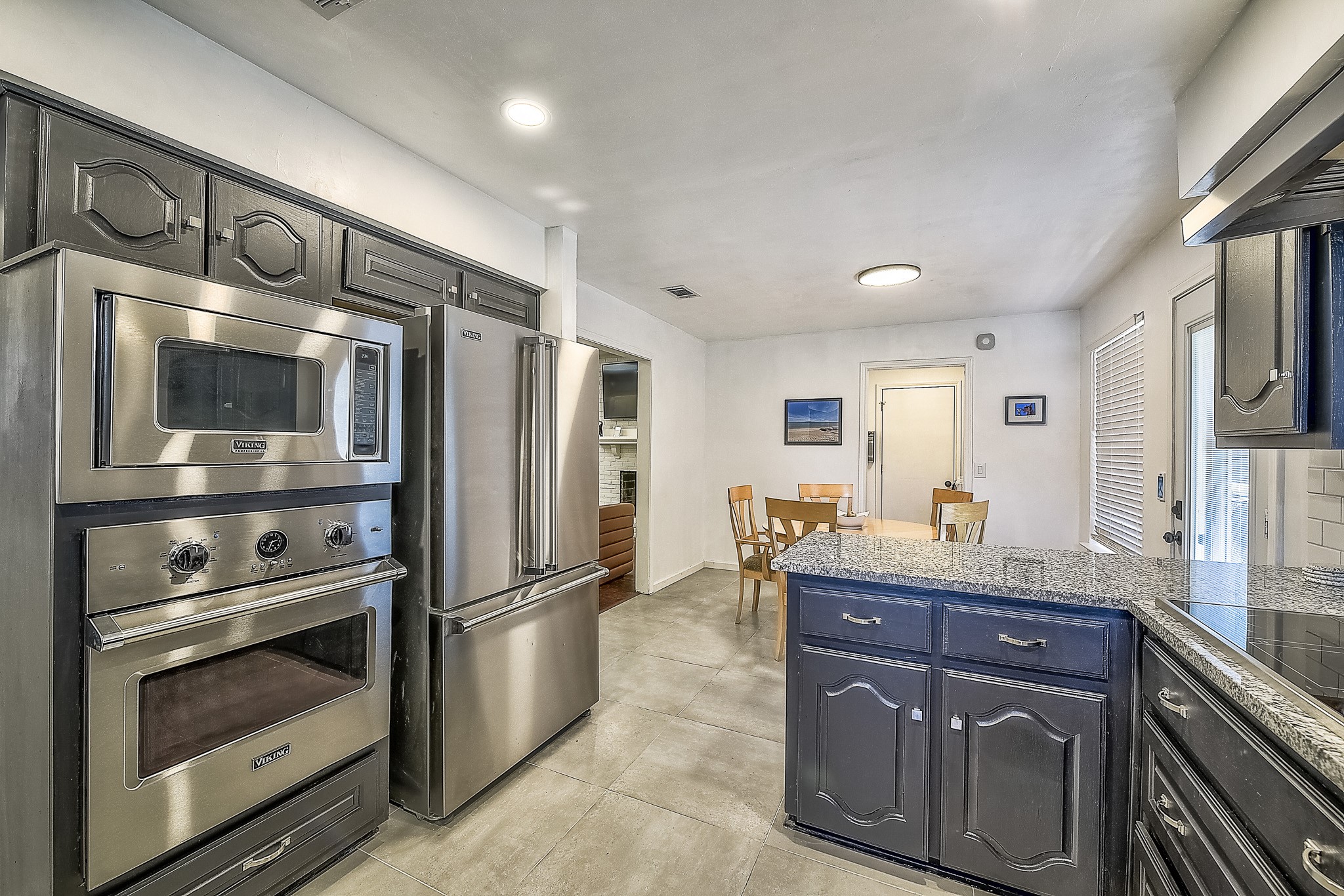 4004 Camino Drive