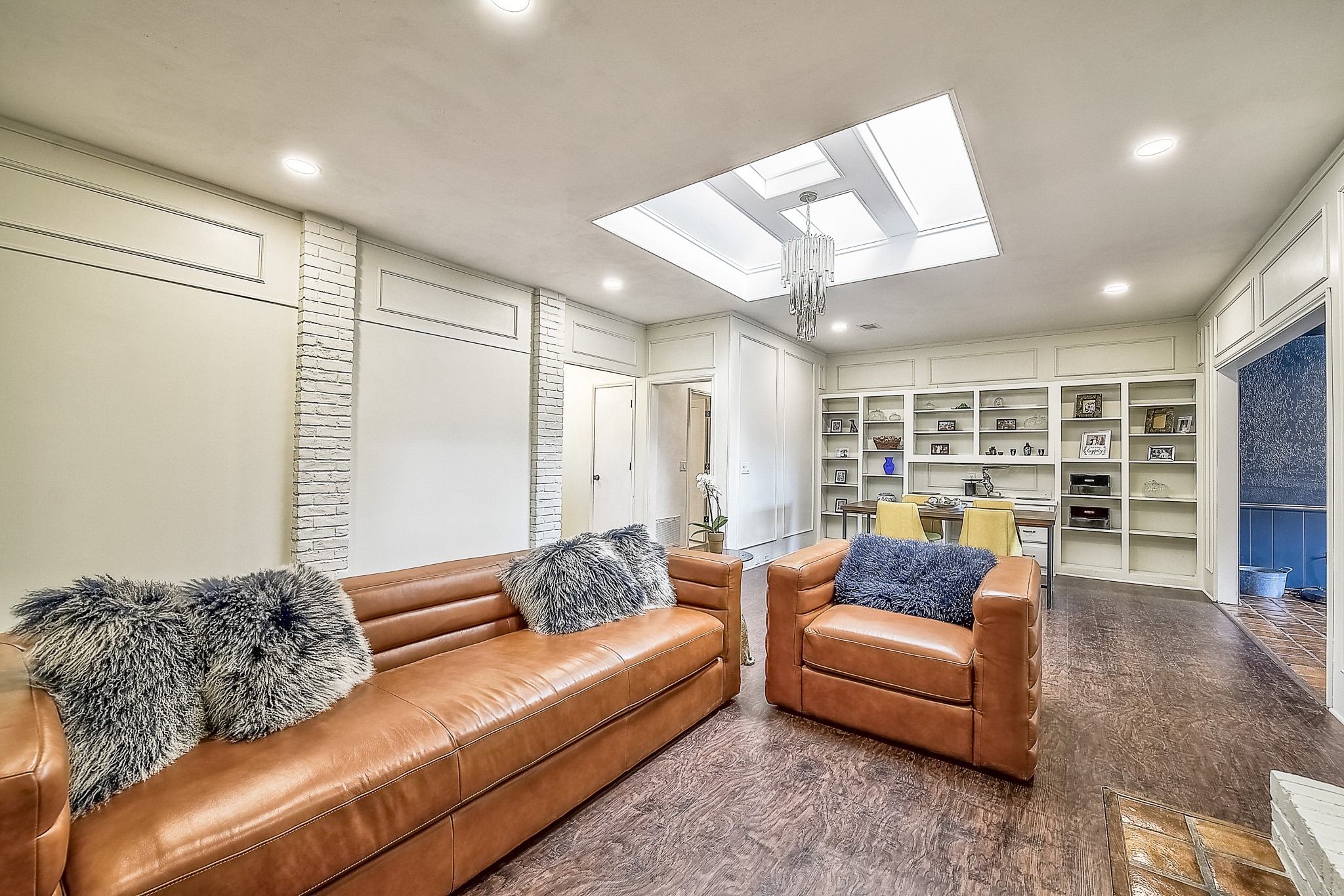 4004 Camino Drive