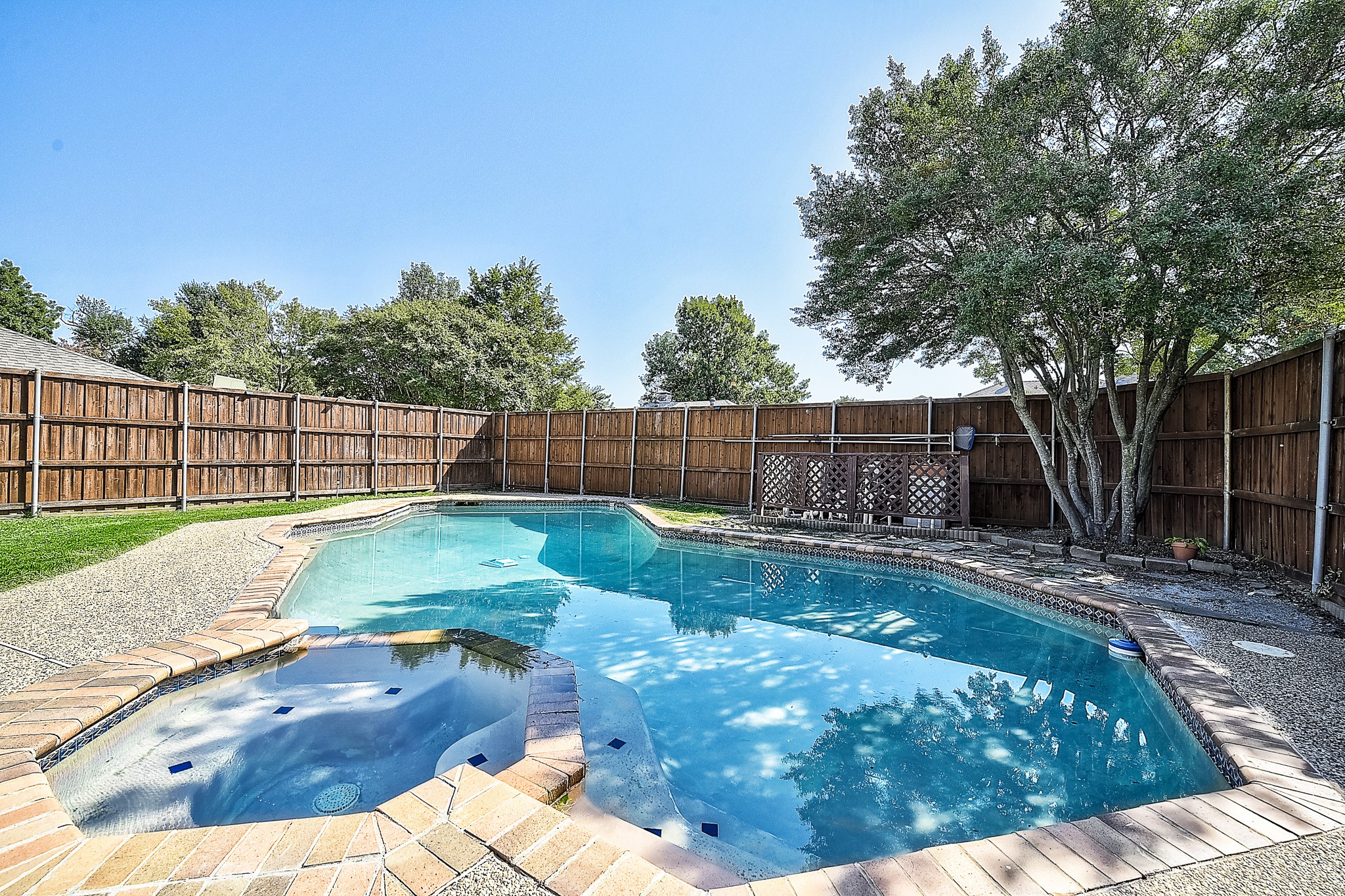 4004 Camino Drive