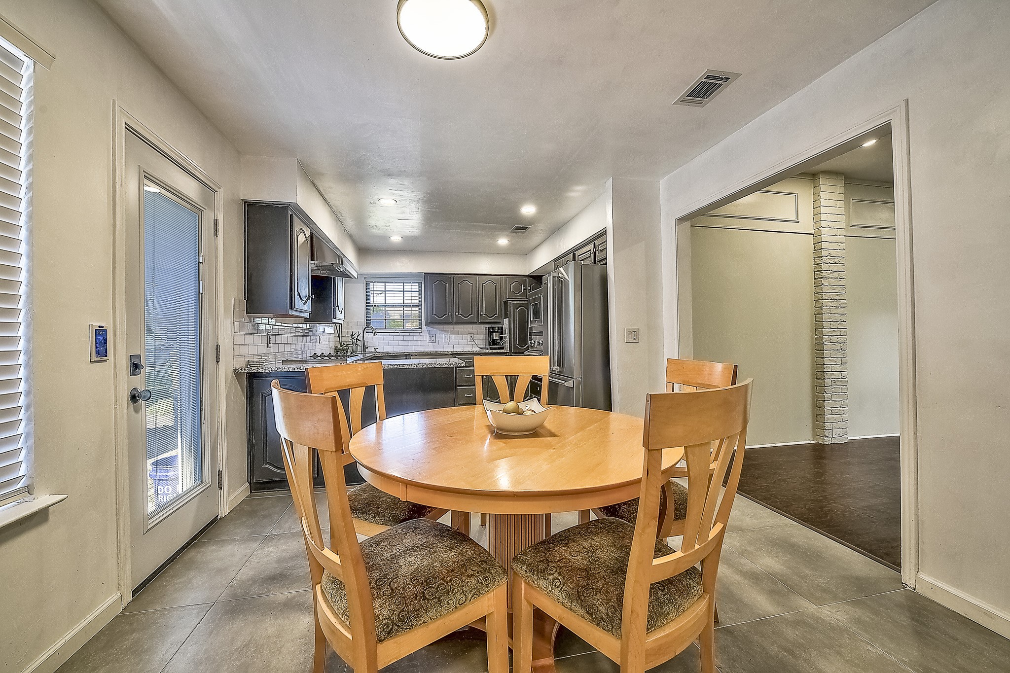 4004 Camino Drive