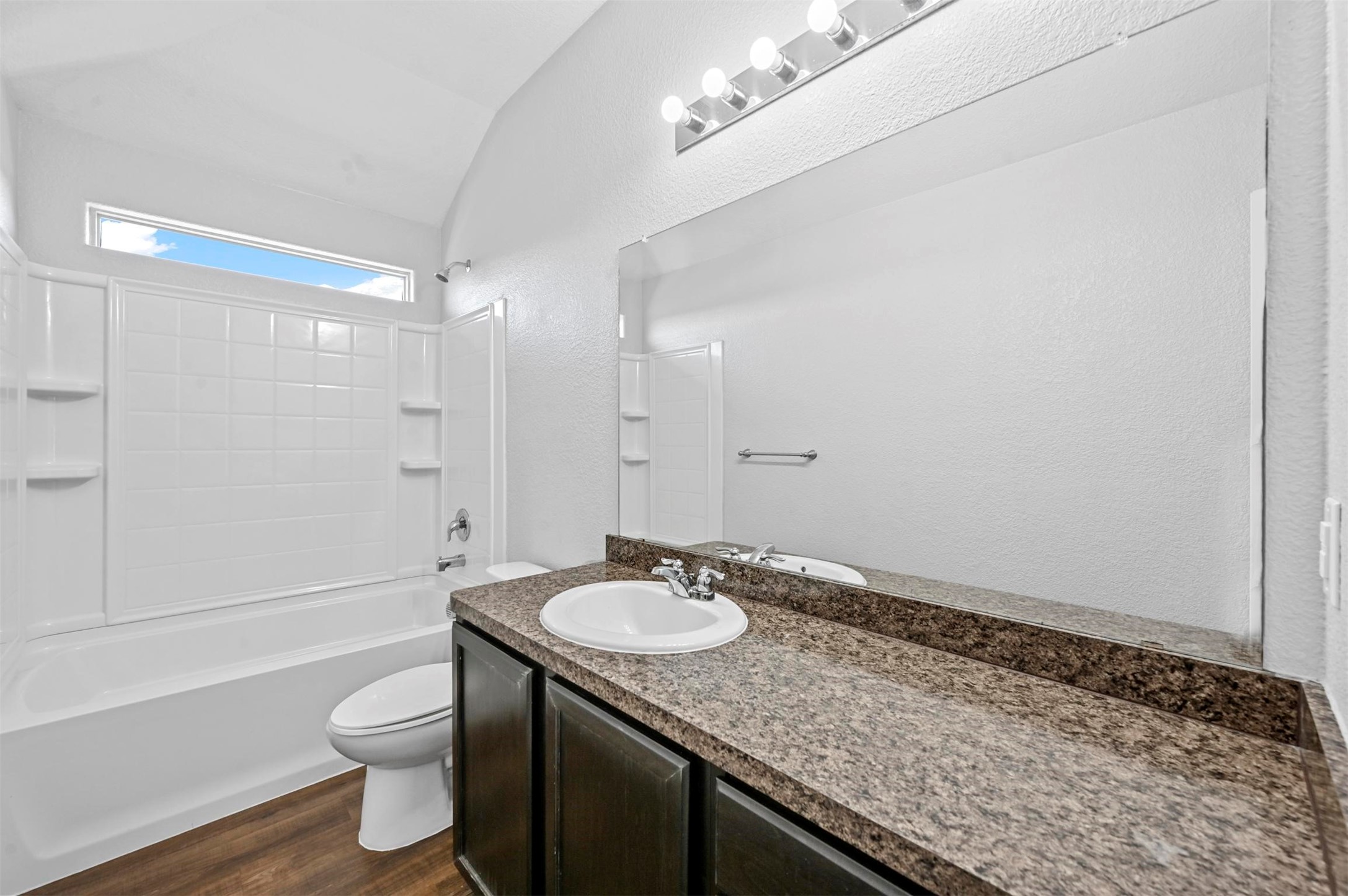 215 Jockey Court
