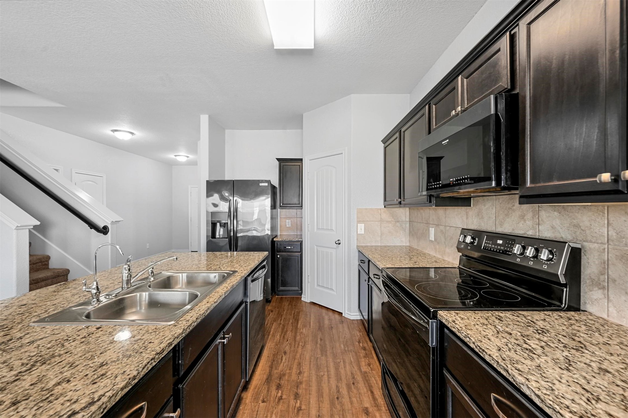 215 Jockey Court