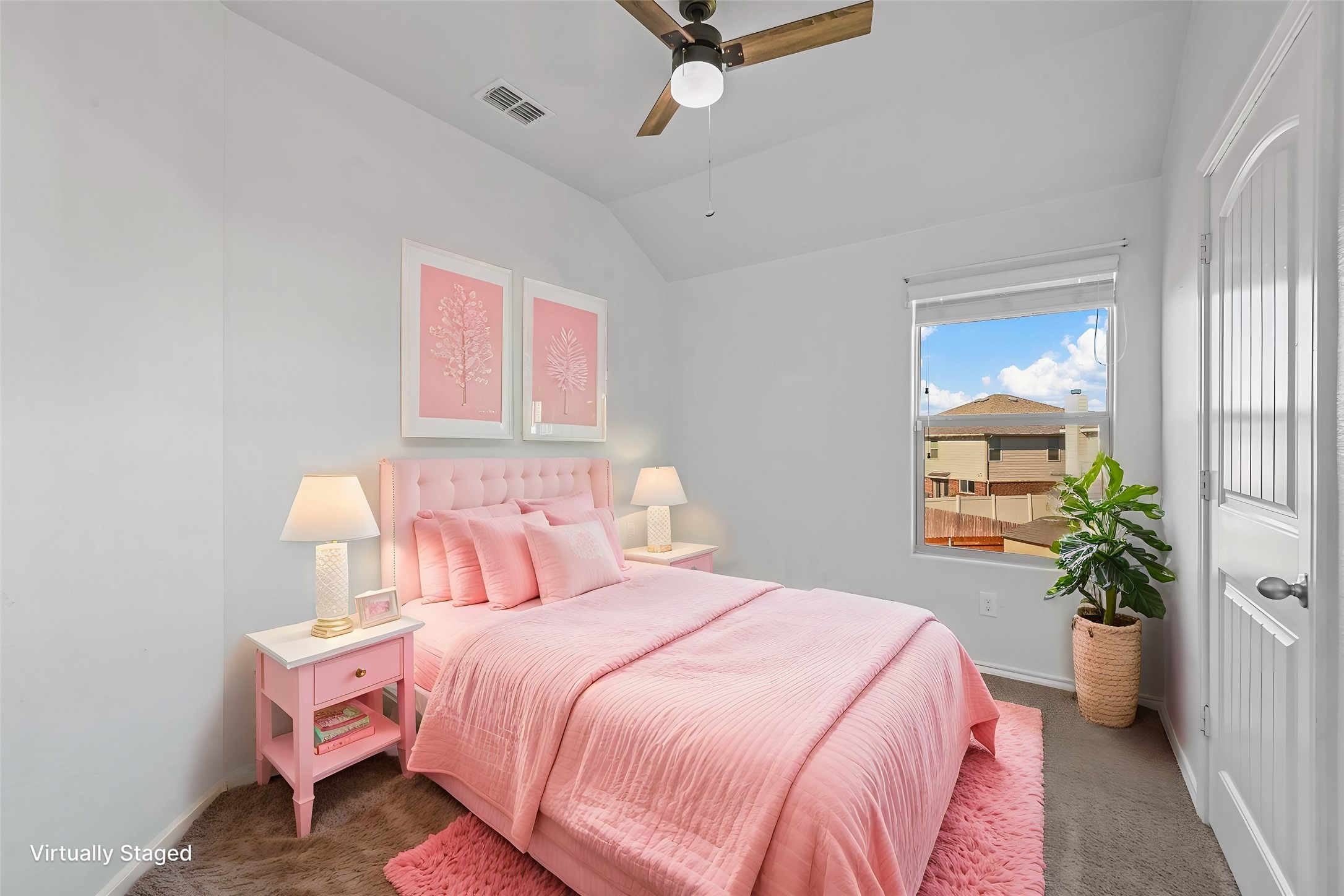 215 Jockey Court