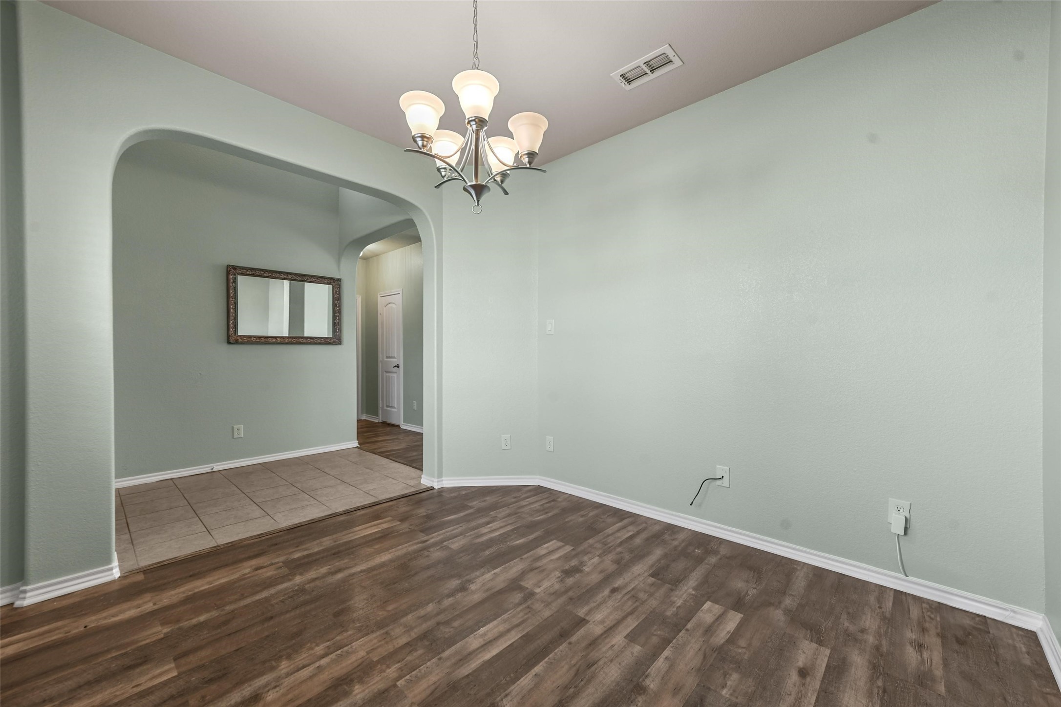 5124 Meadow Lane