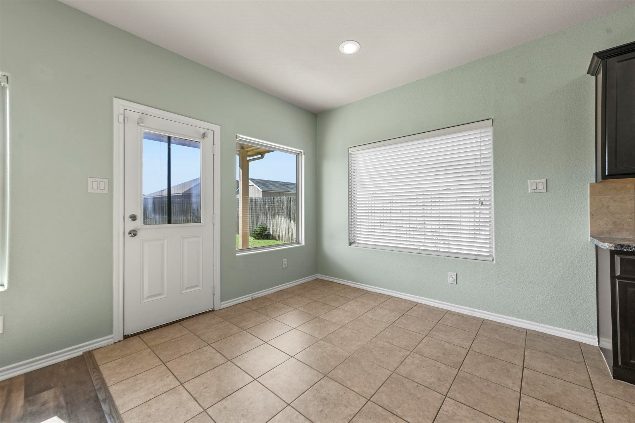 5124 Meadow Lane