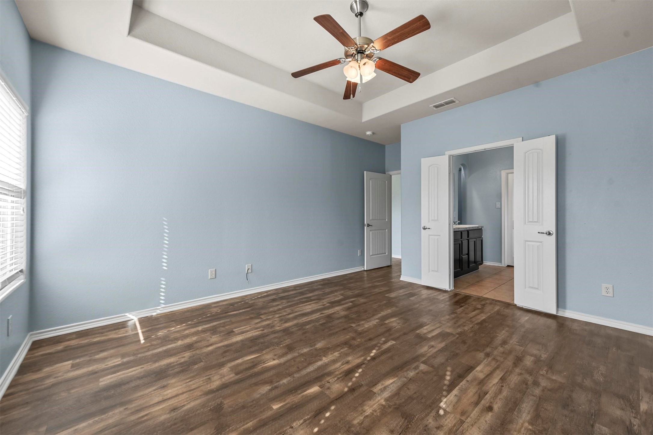 5124 Meadow Lane
