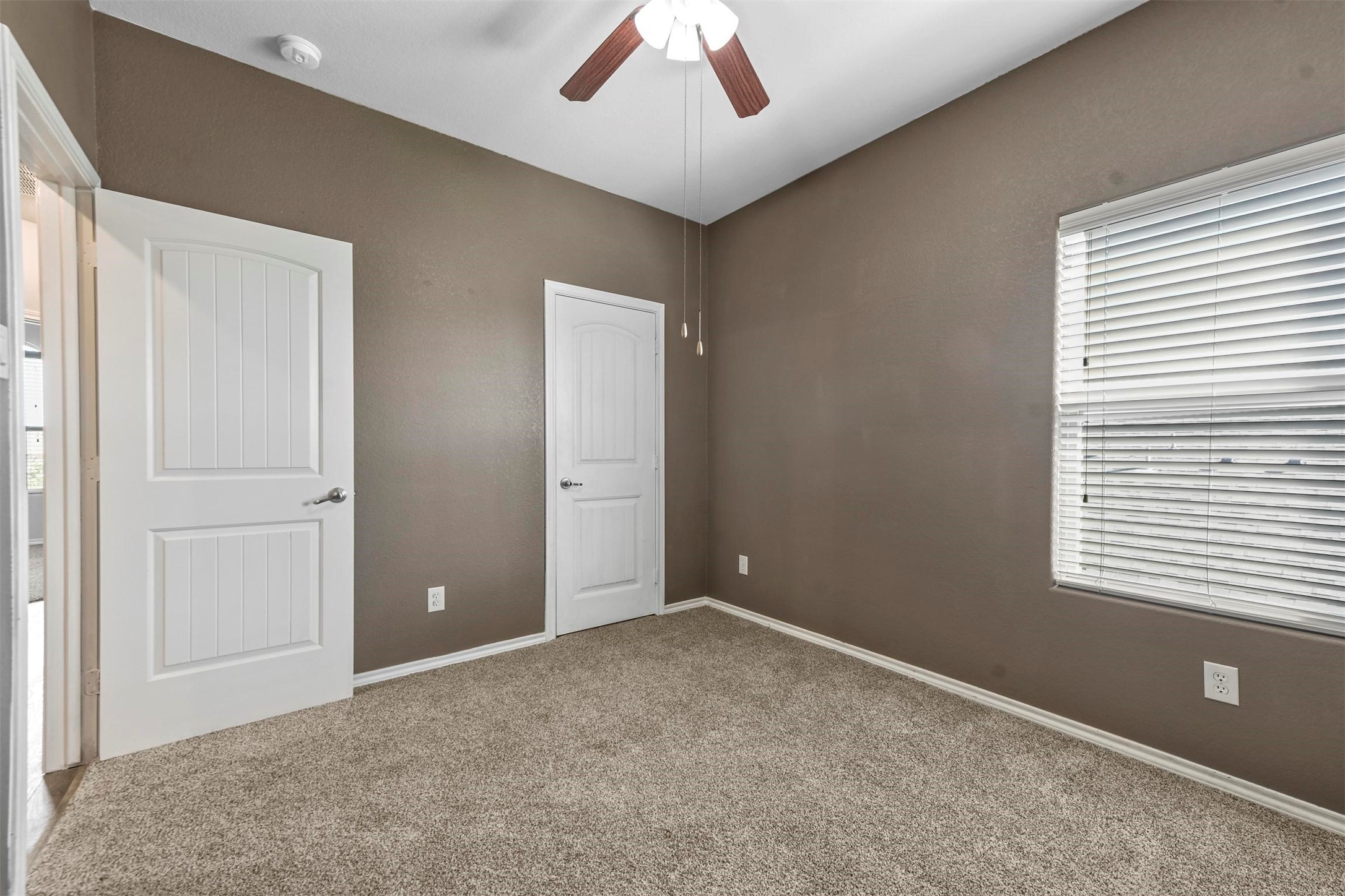 5124 Meadow Lane