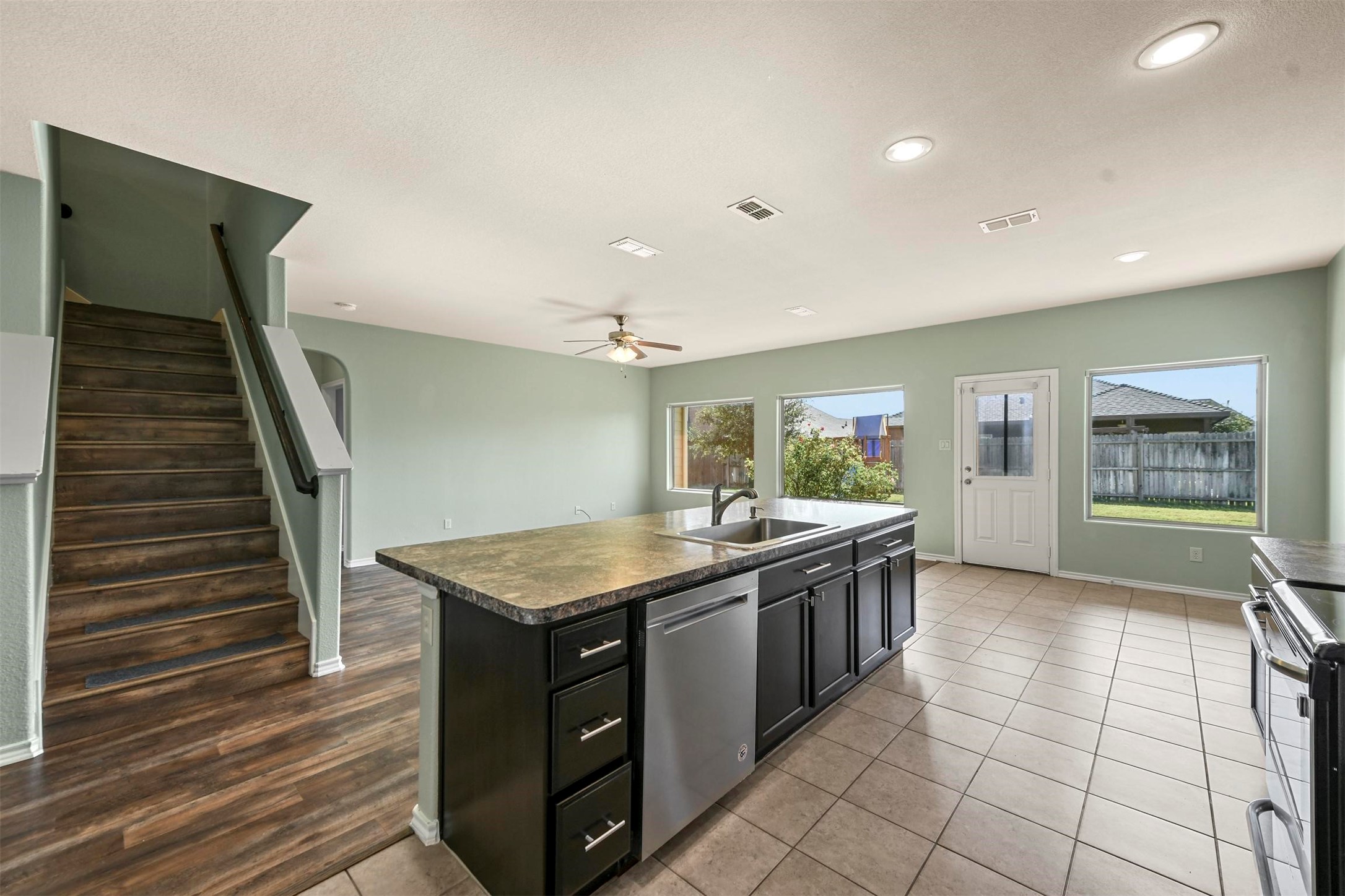 5124 Meadow Lane
