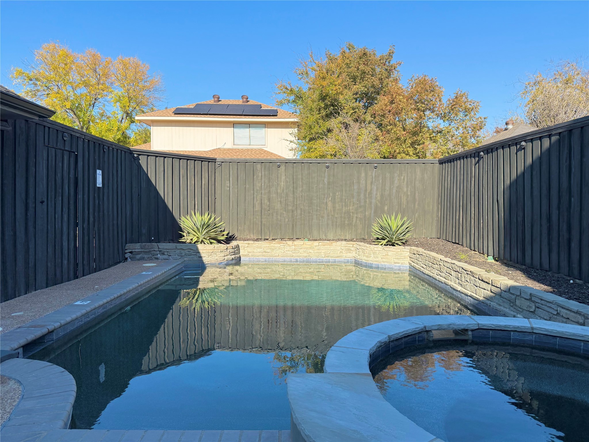 18320 Michaelangelo Drive