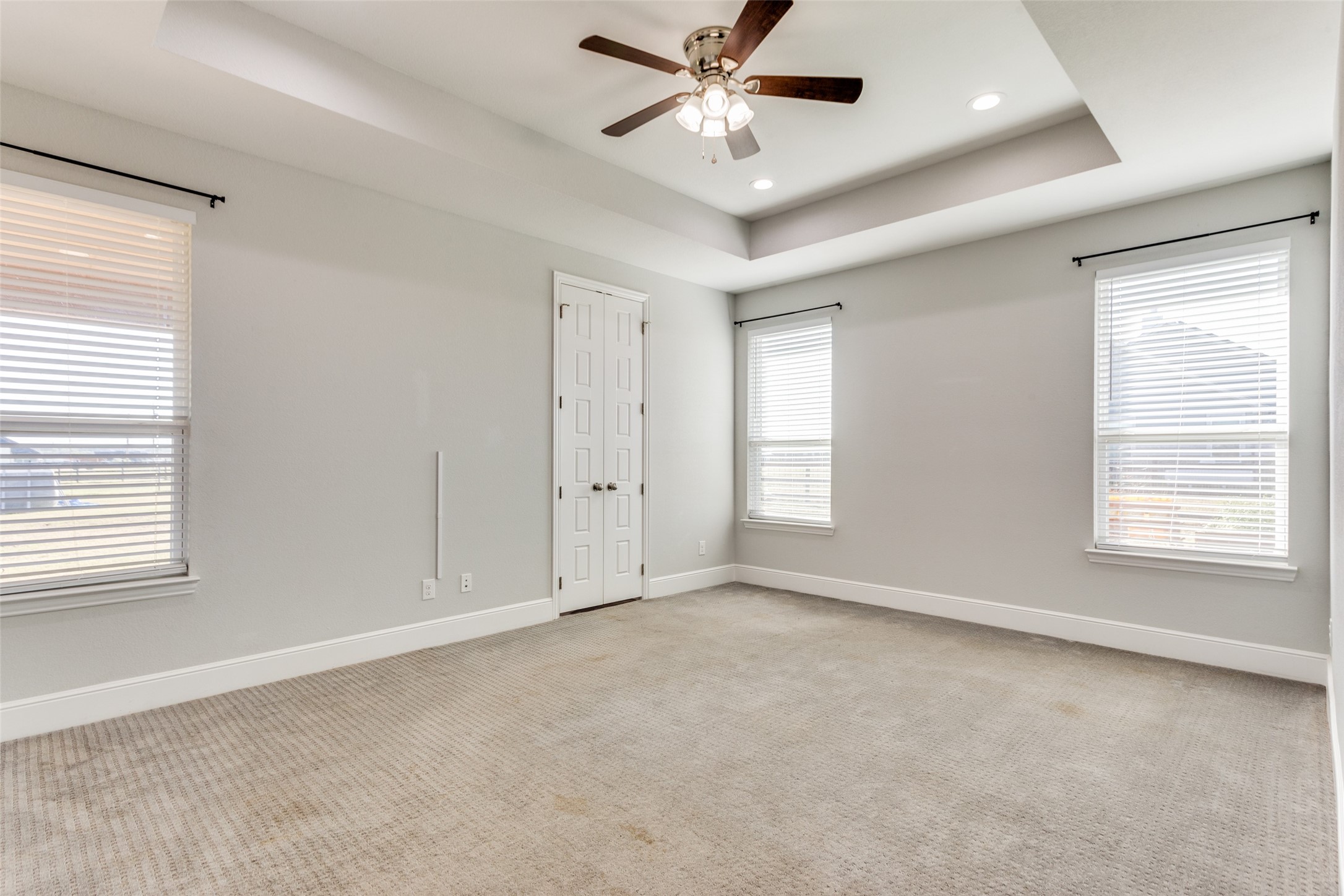 6024 Berry Ridge Lane