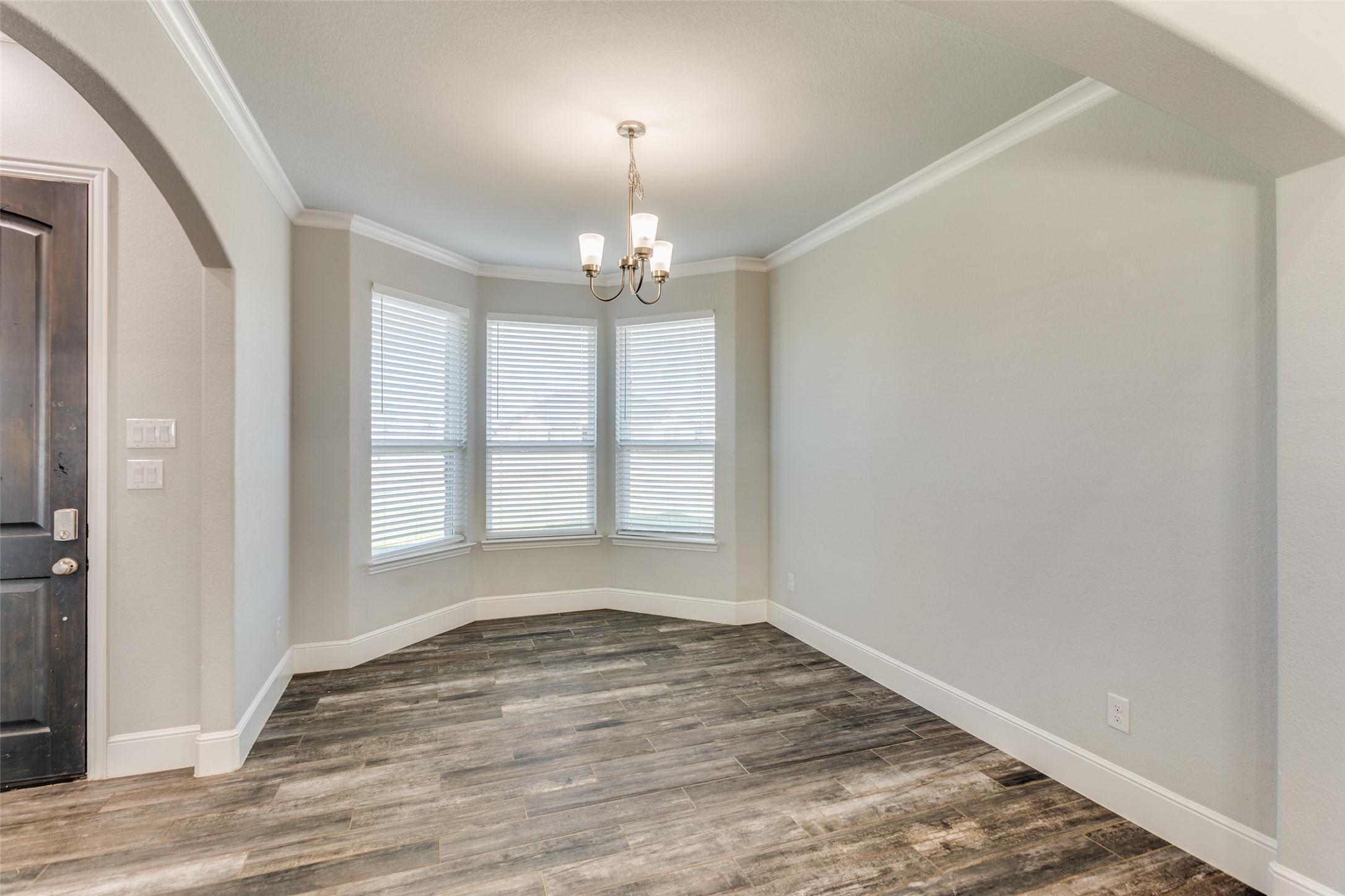 6024 Berry Ridge Lane