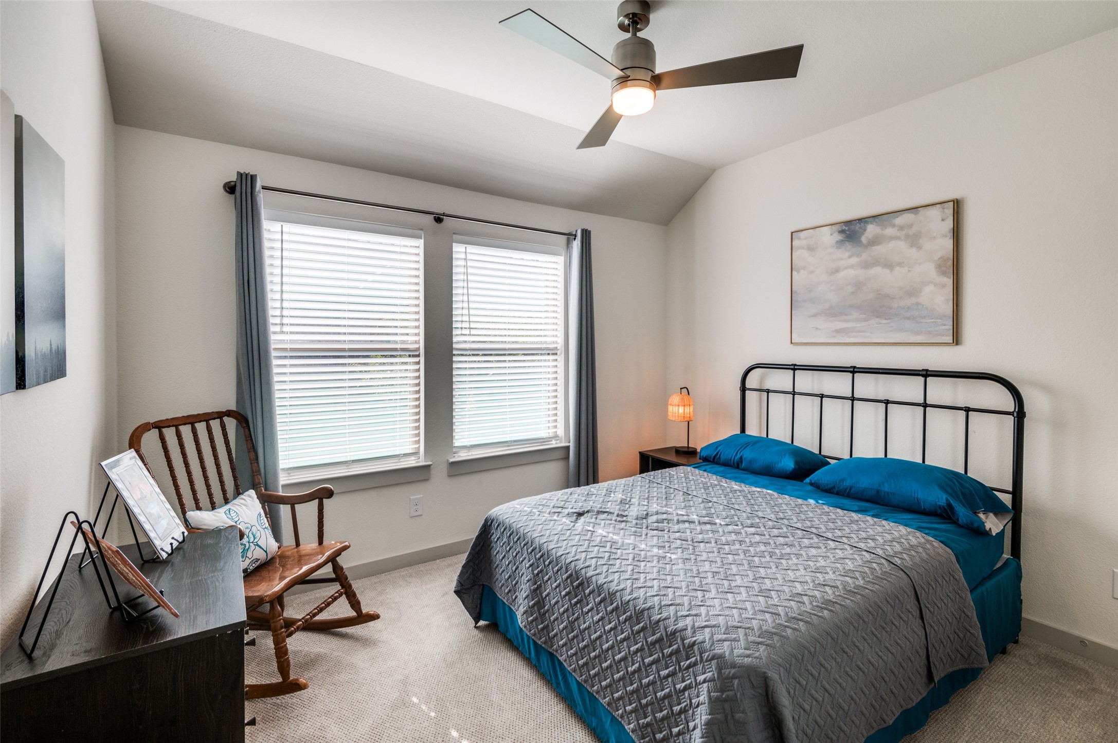 2728 Splendor Drive