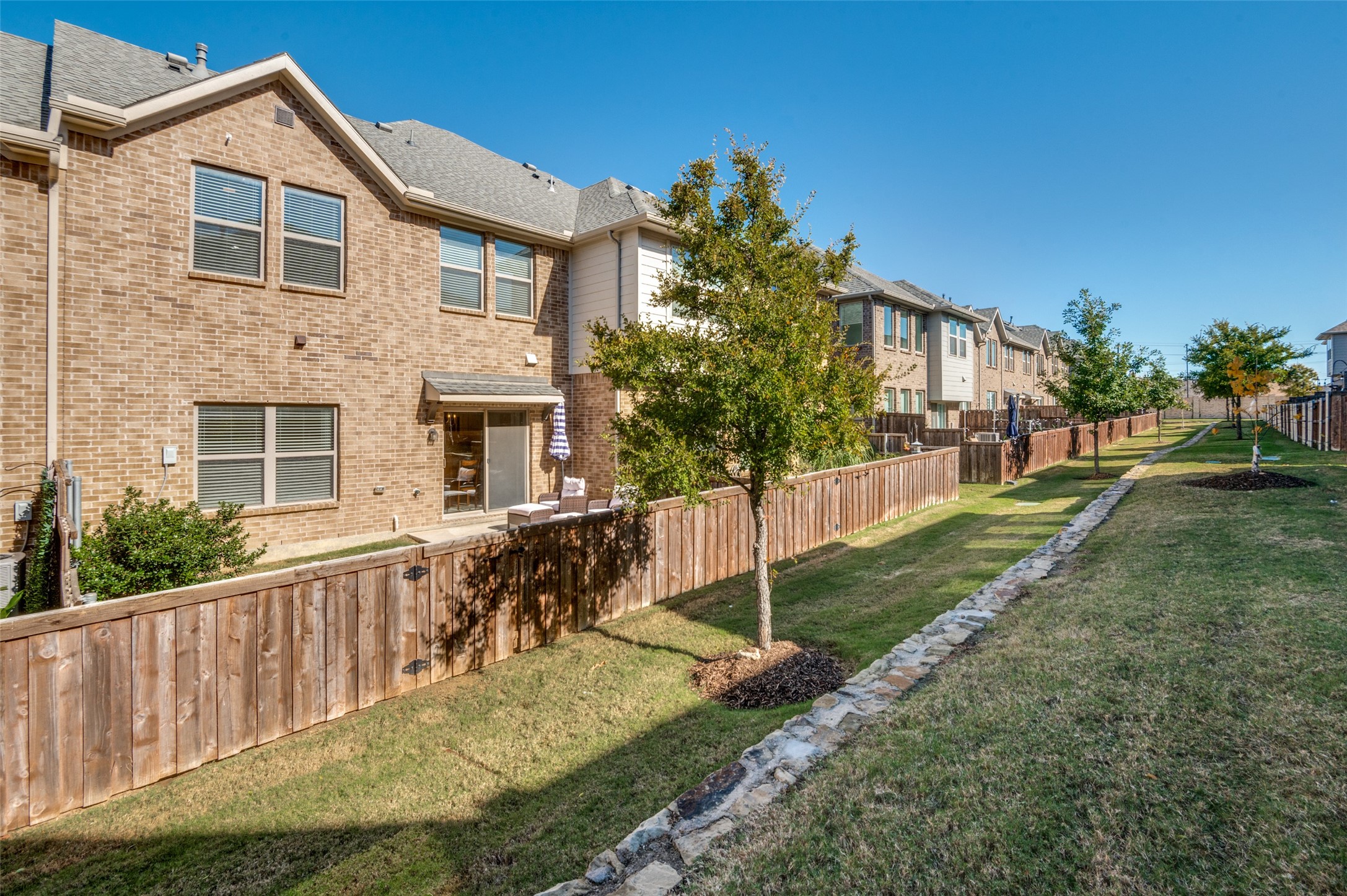 2728 Splendor Drive