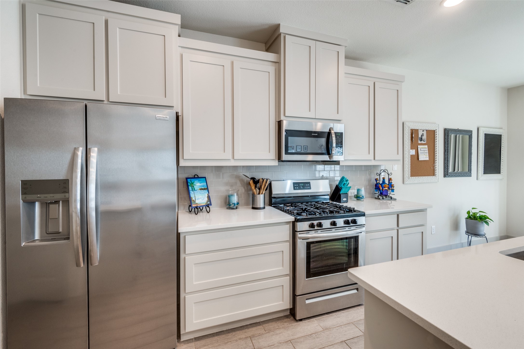 2728 Splendor Drive