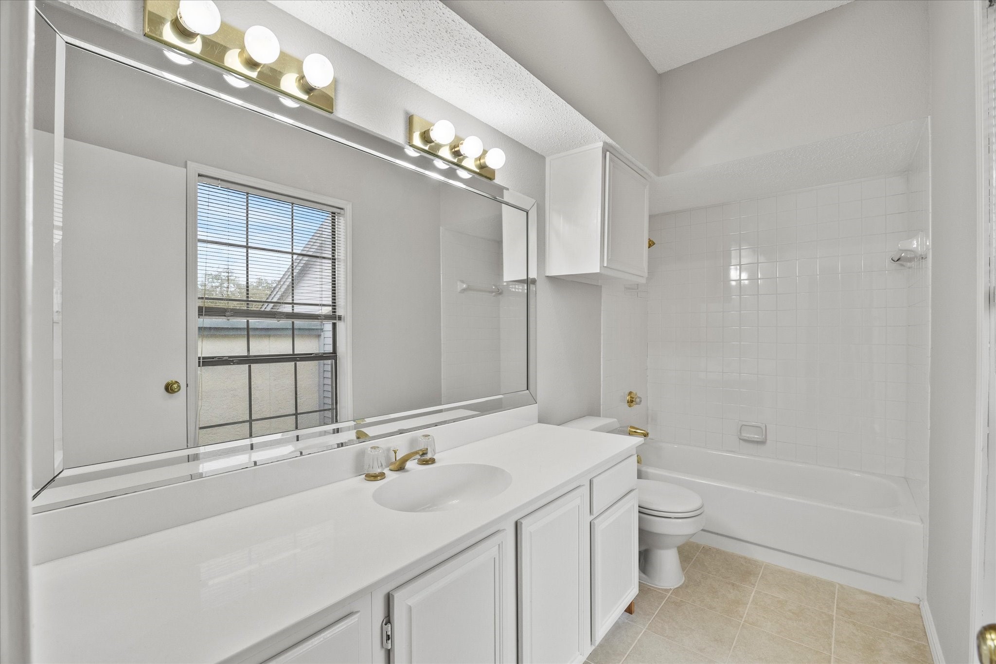 3309 Devonshire Drive