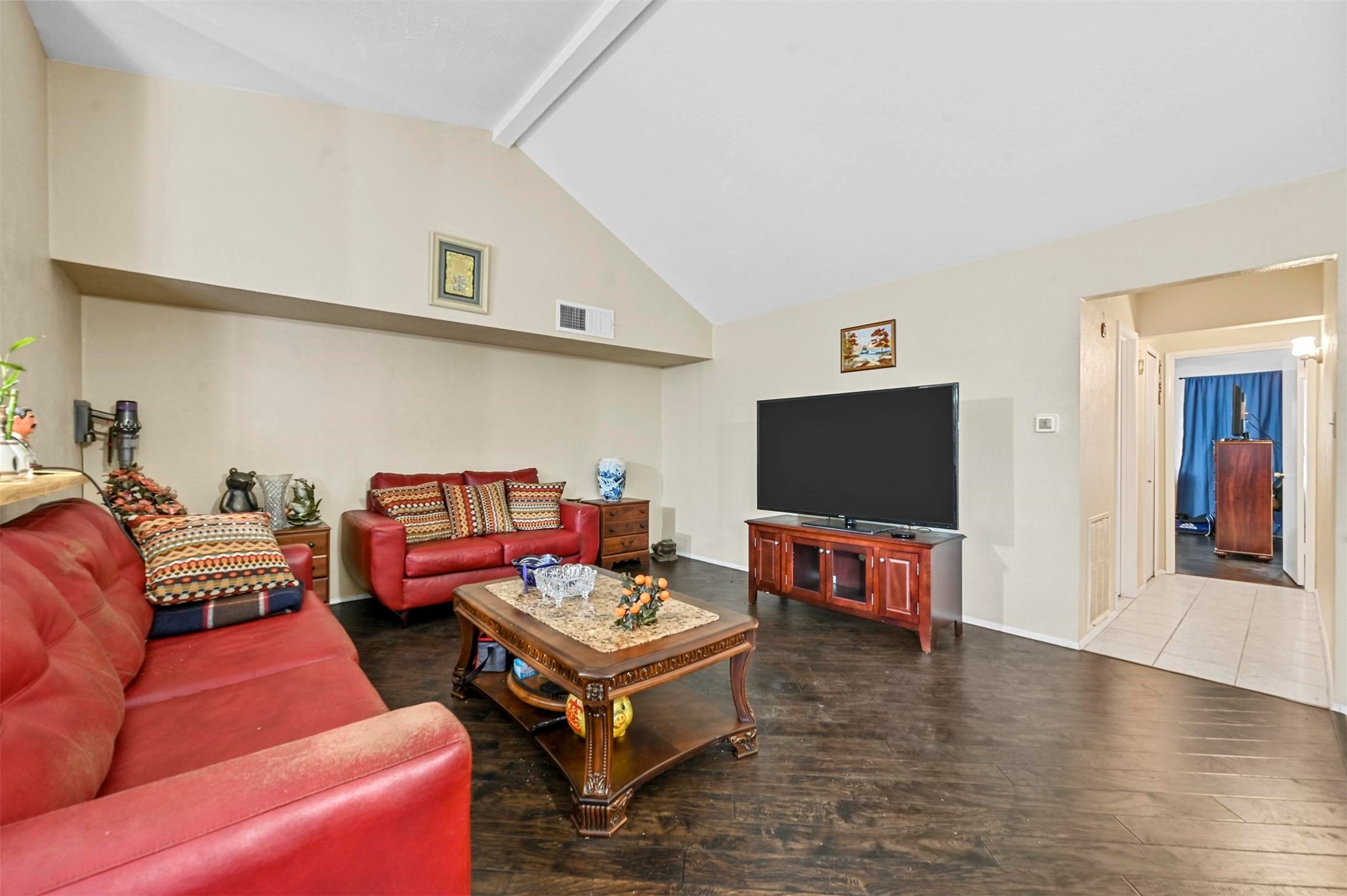 4443 Chapman Street