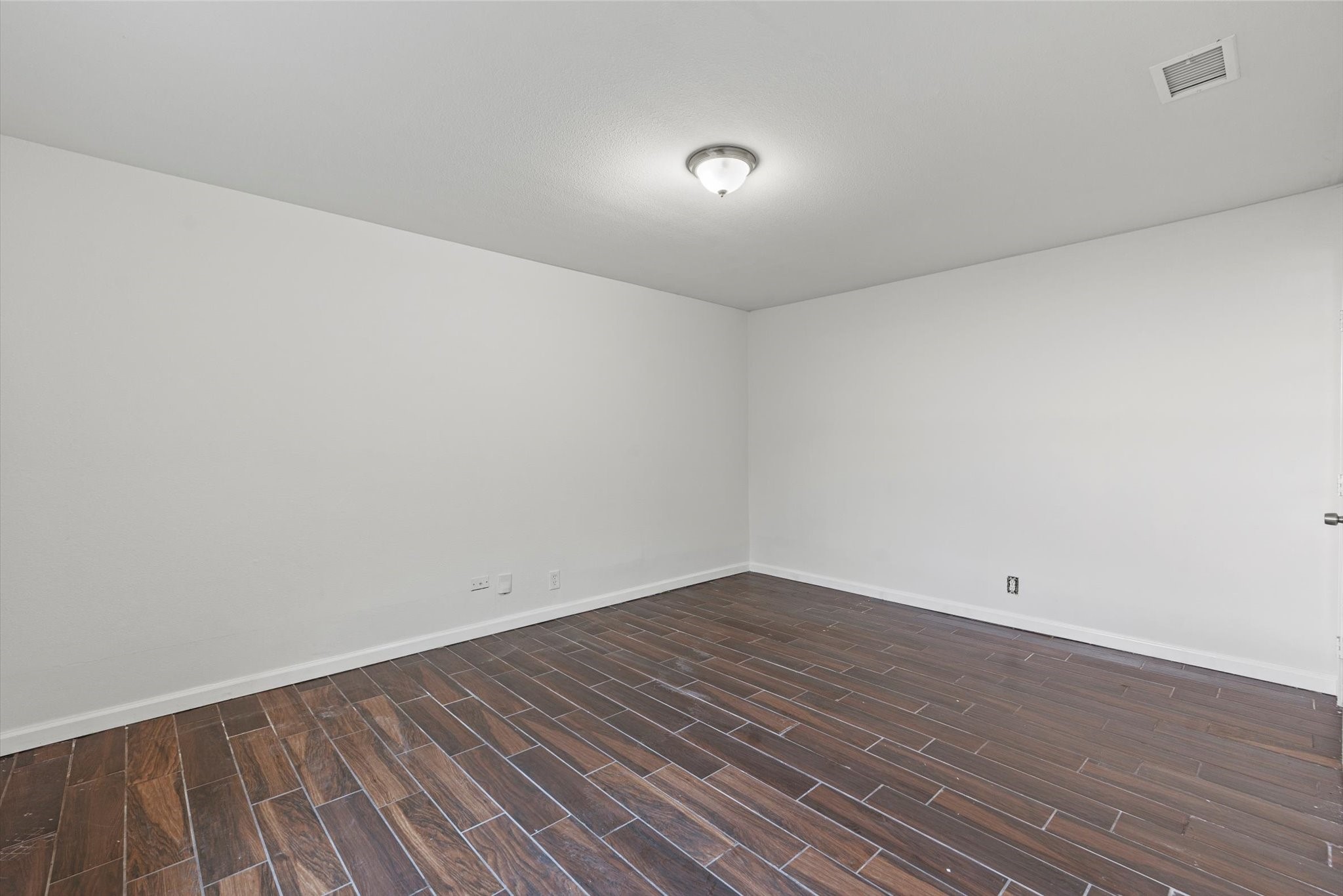 515 Lacewood Drive