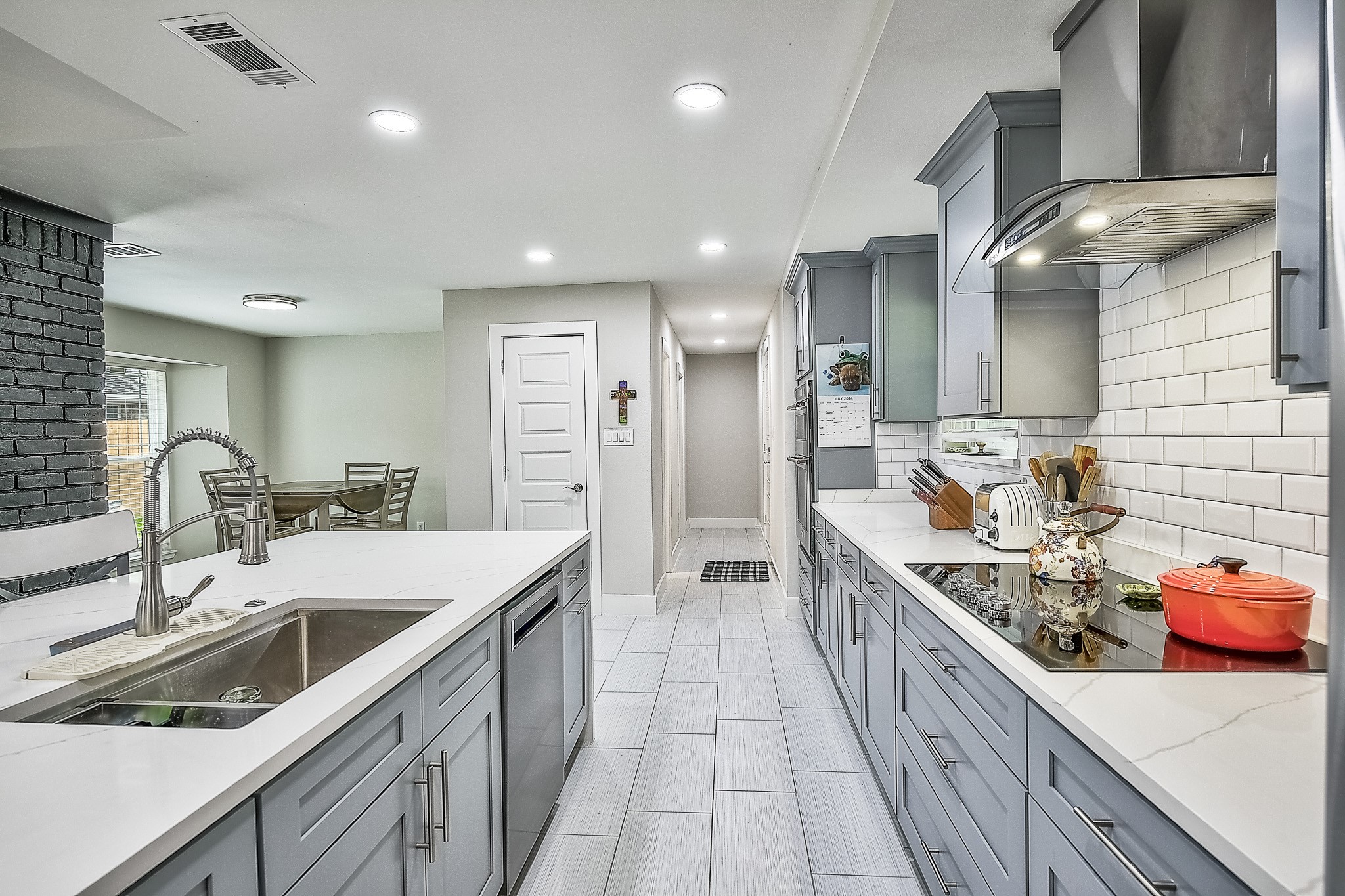 424 Pleasant Valley Lane