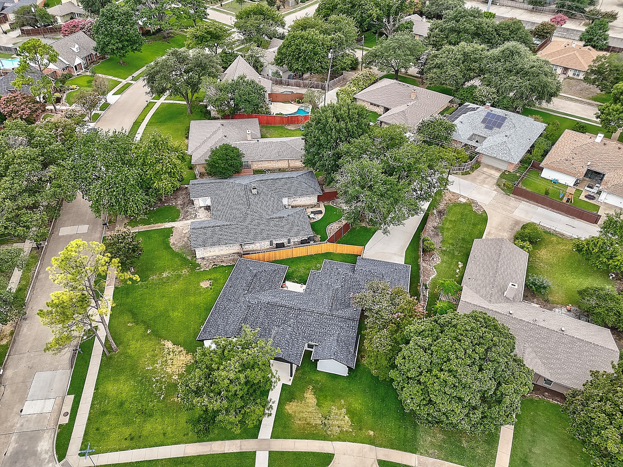 424 Pleasant Valley Lane
