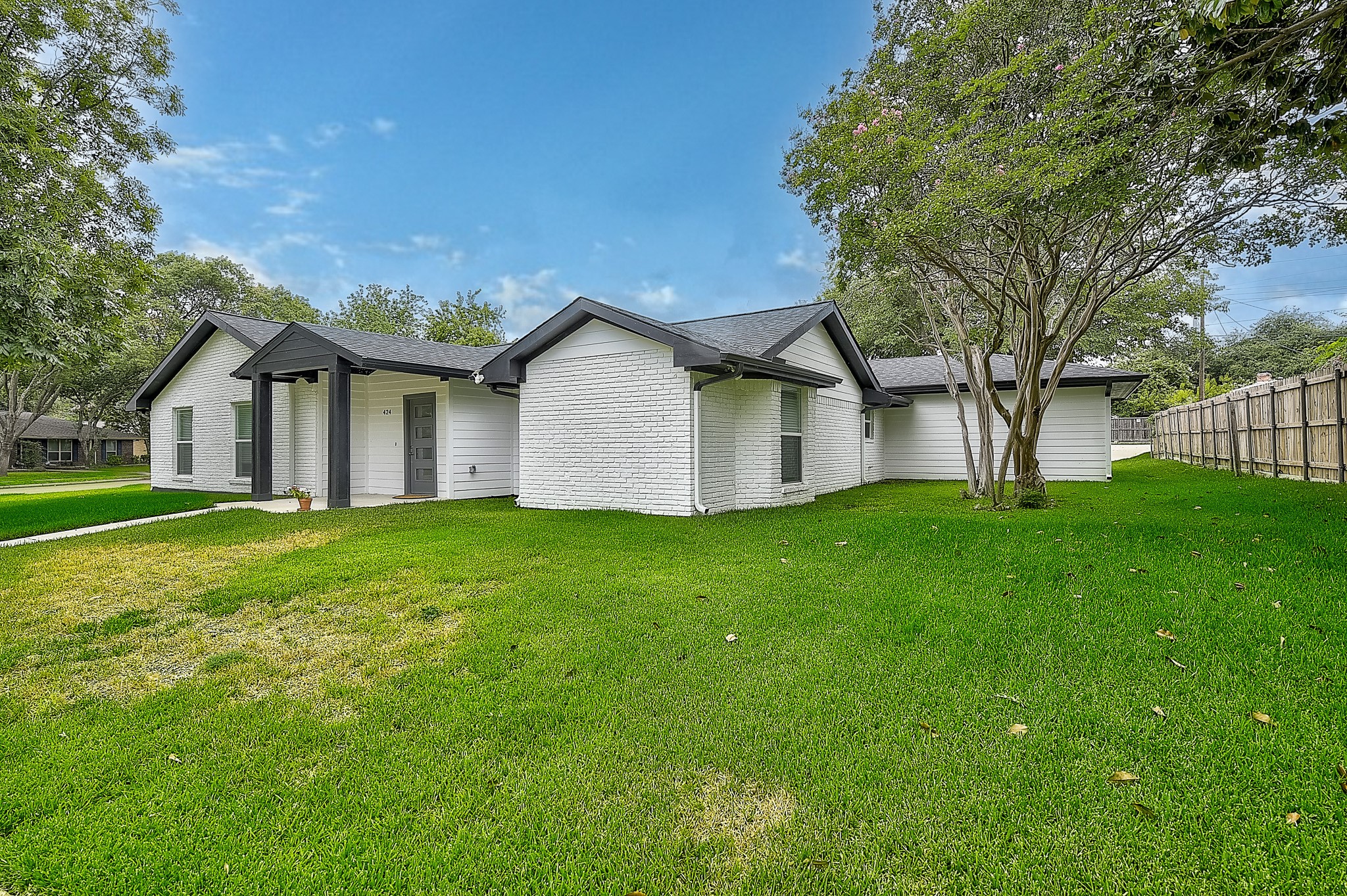424 Pleasant Valley Lane