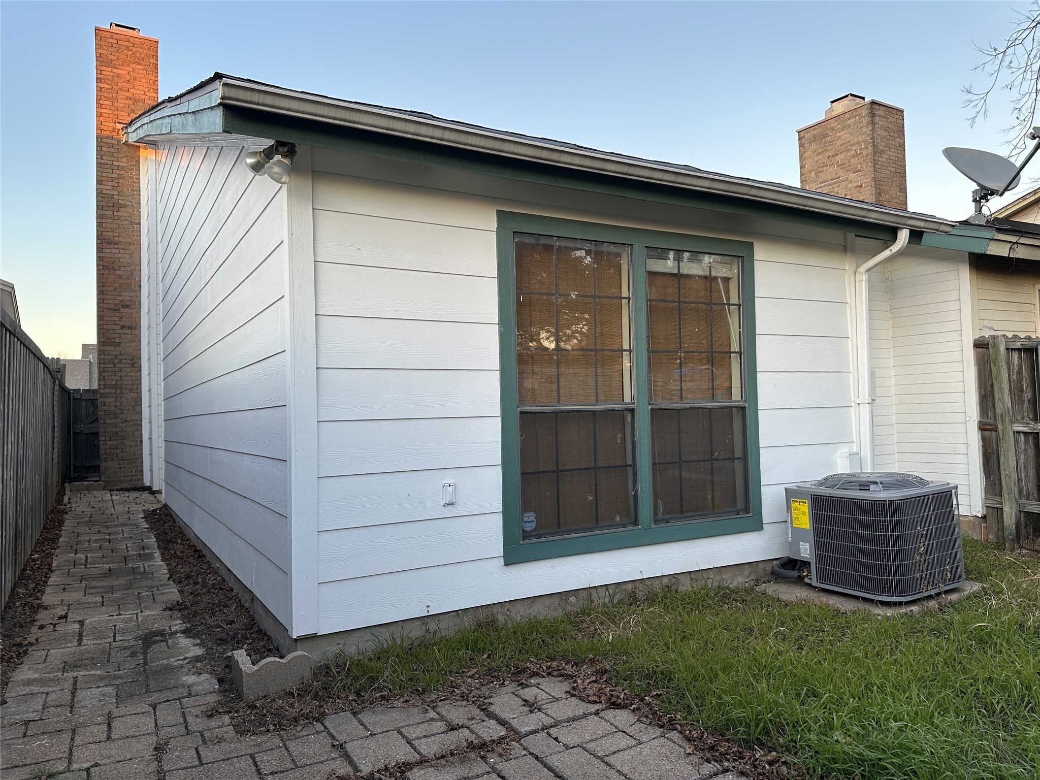 6708 Ports O Call Drive