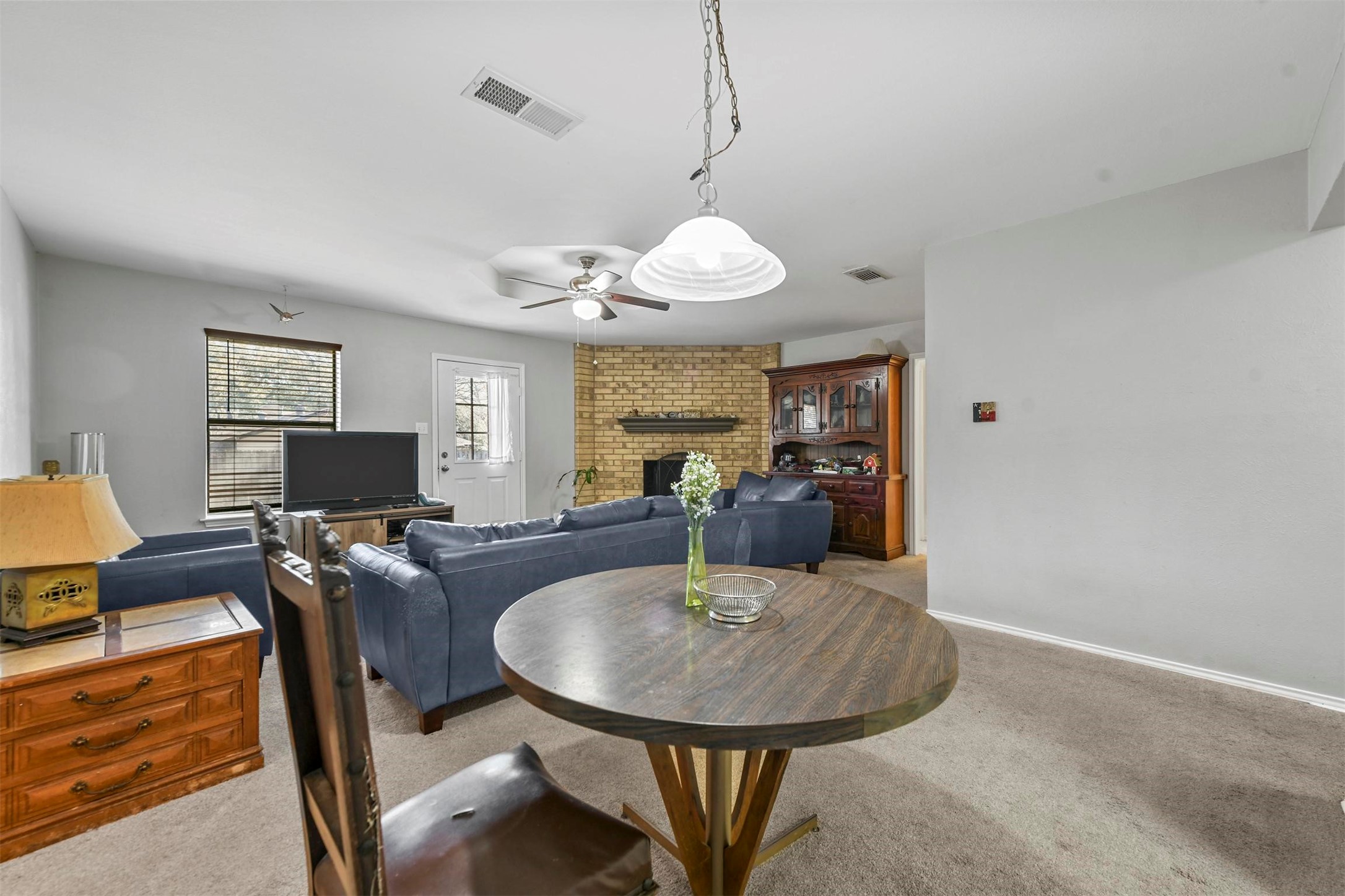 2304 Parkside Drive