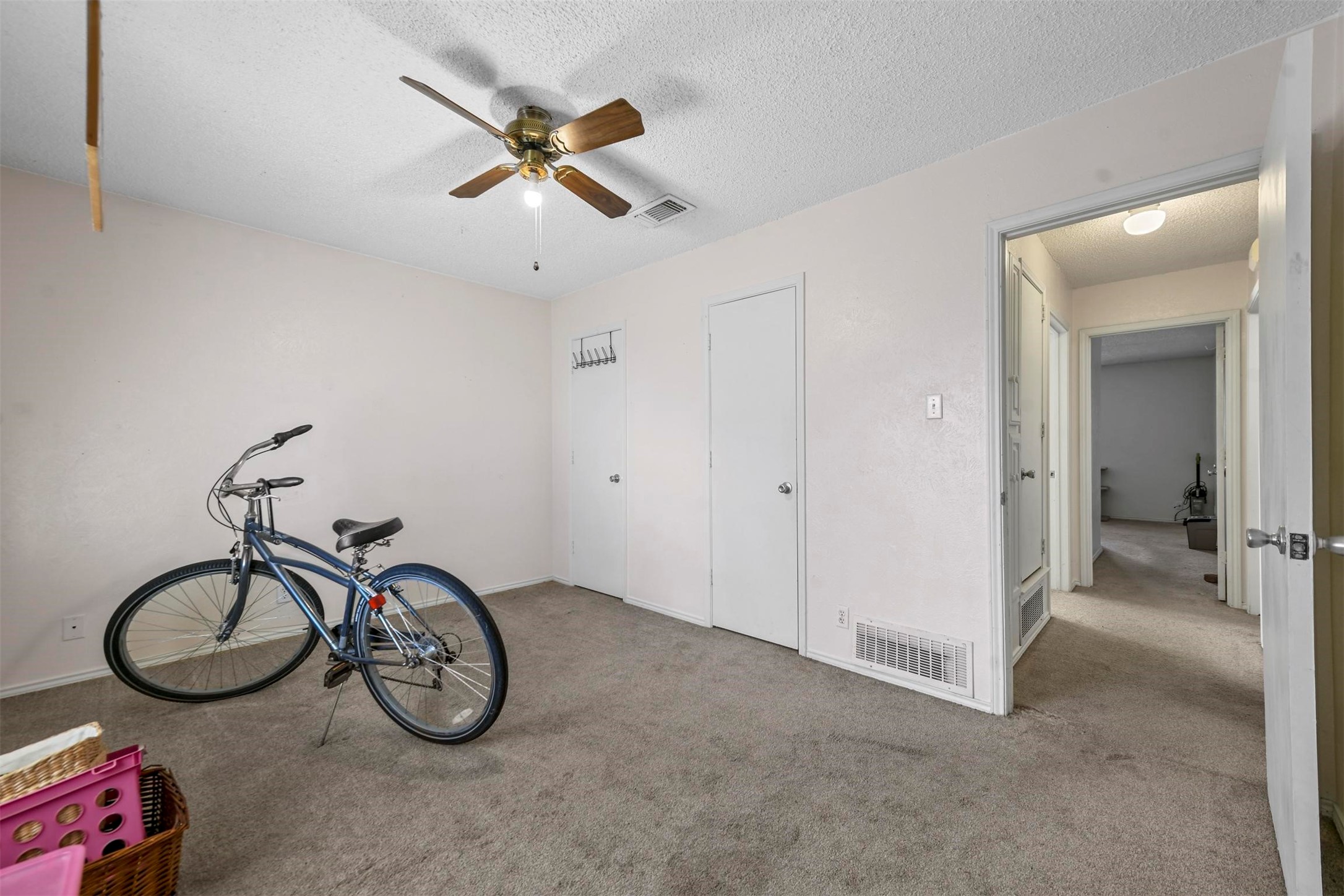 2304 Parkside Drive