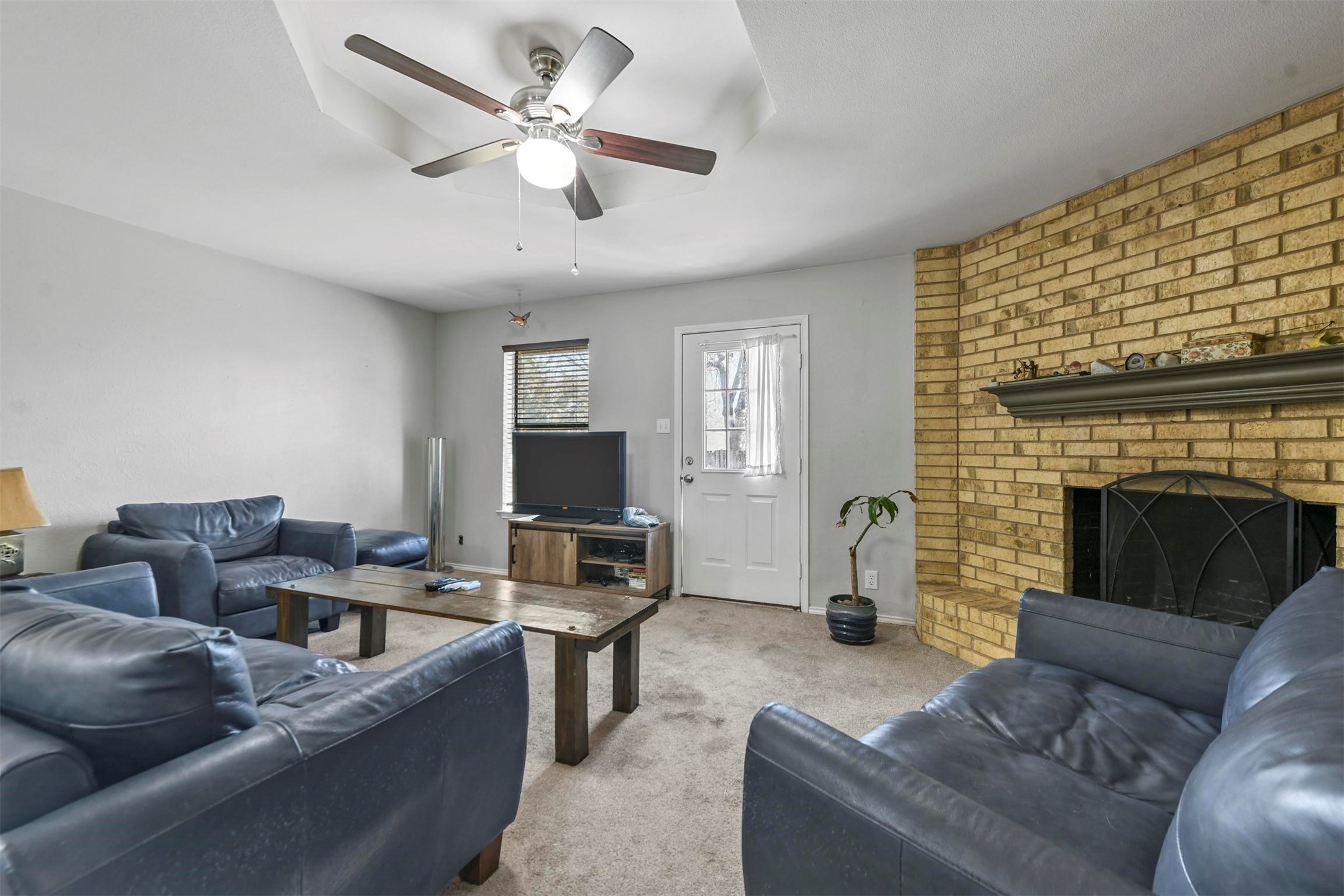 2304 Parkside Drive