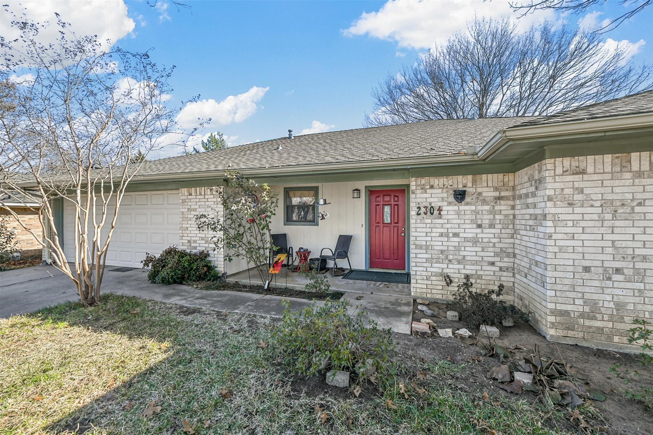 2304 Parkside Drive