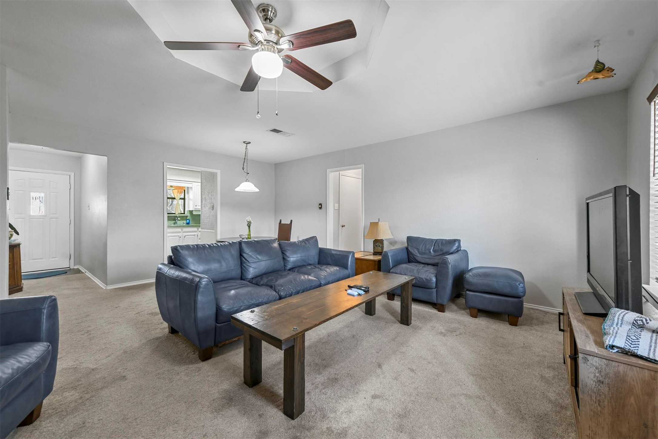 2304 Parkside Drive