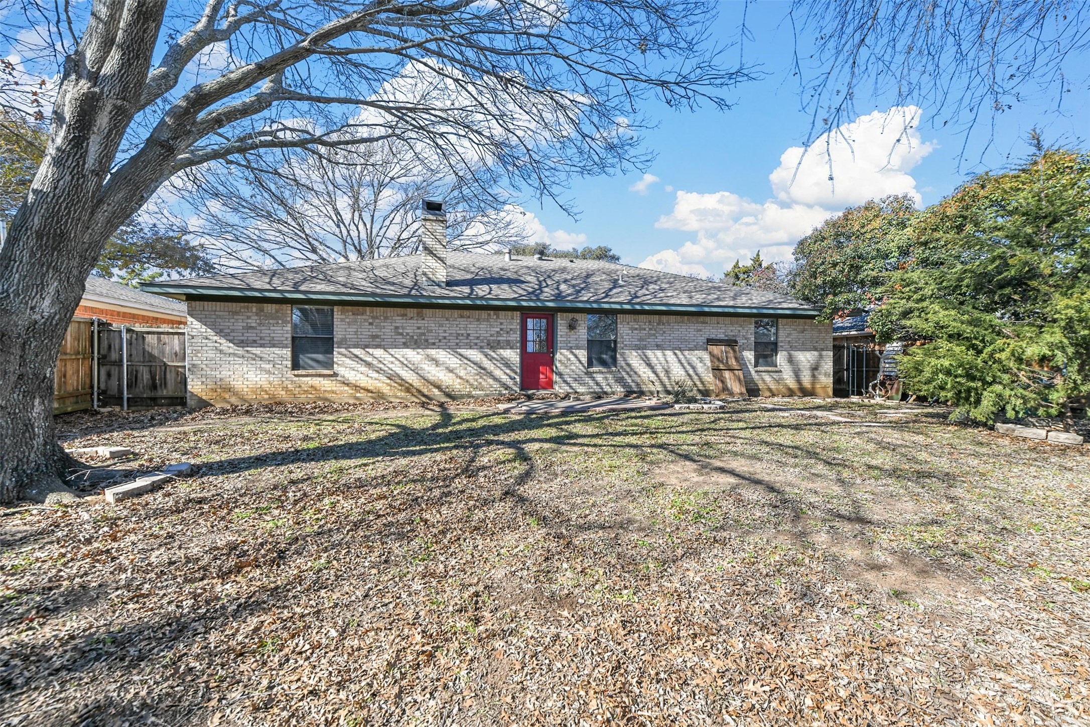 2304 Parkside Drive