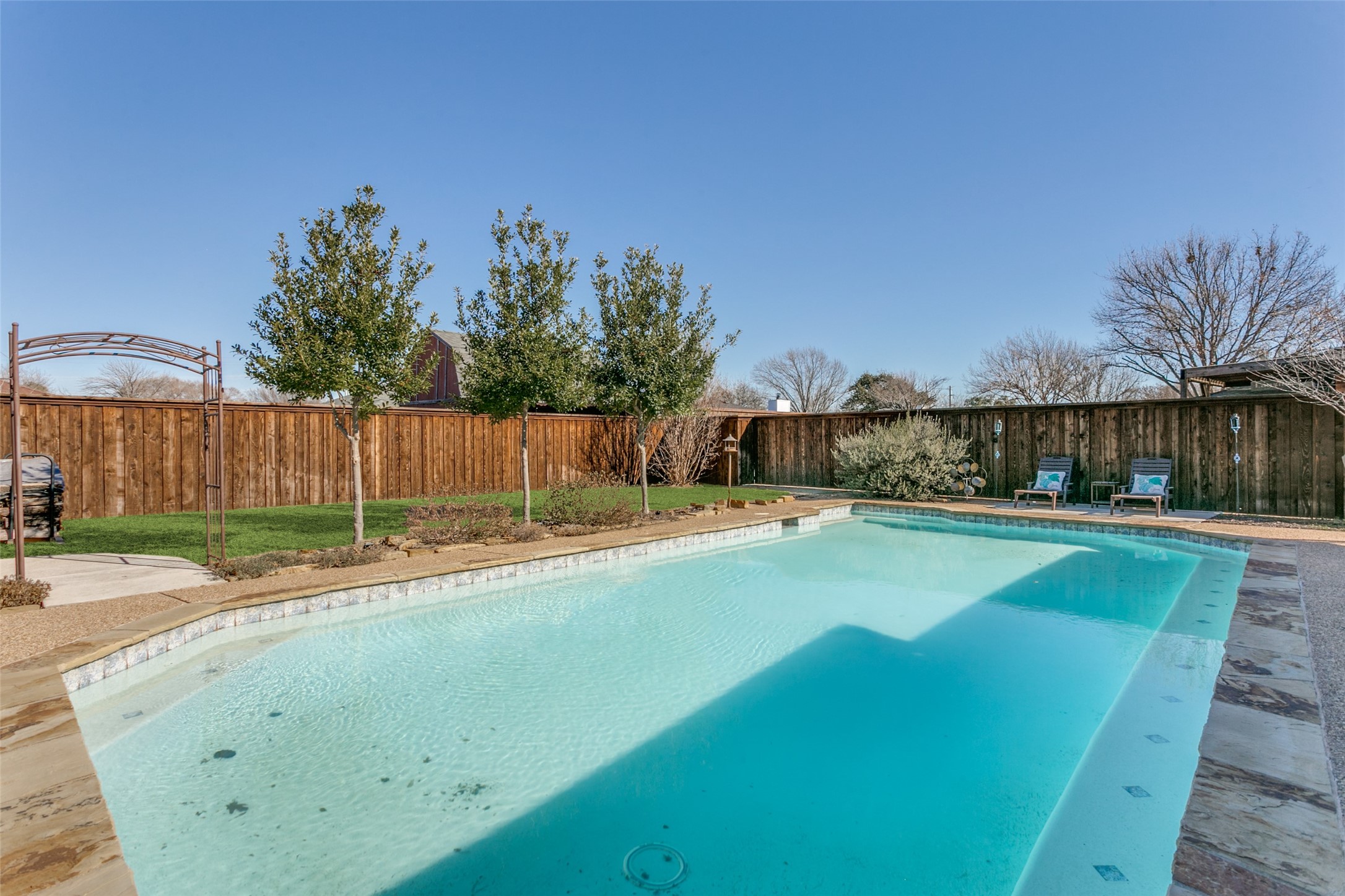 328 Shawnee Trail