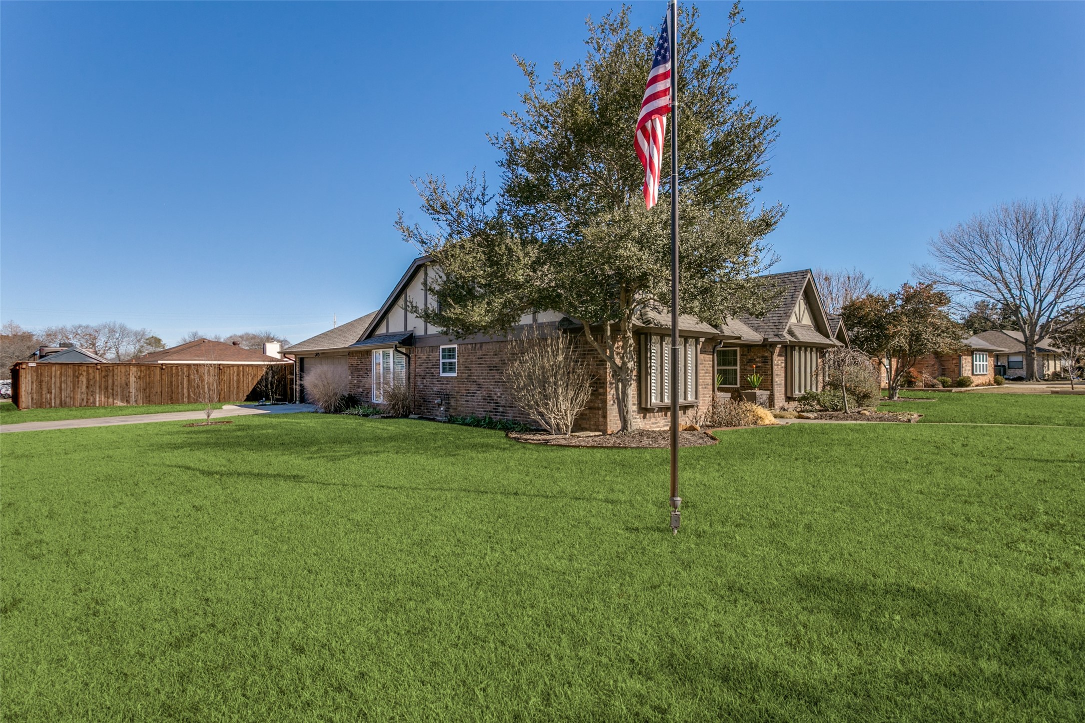 328 Shawnee Trail
