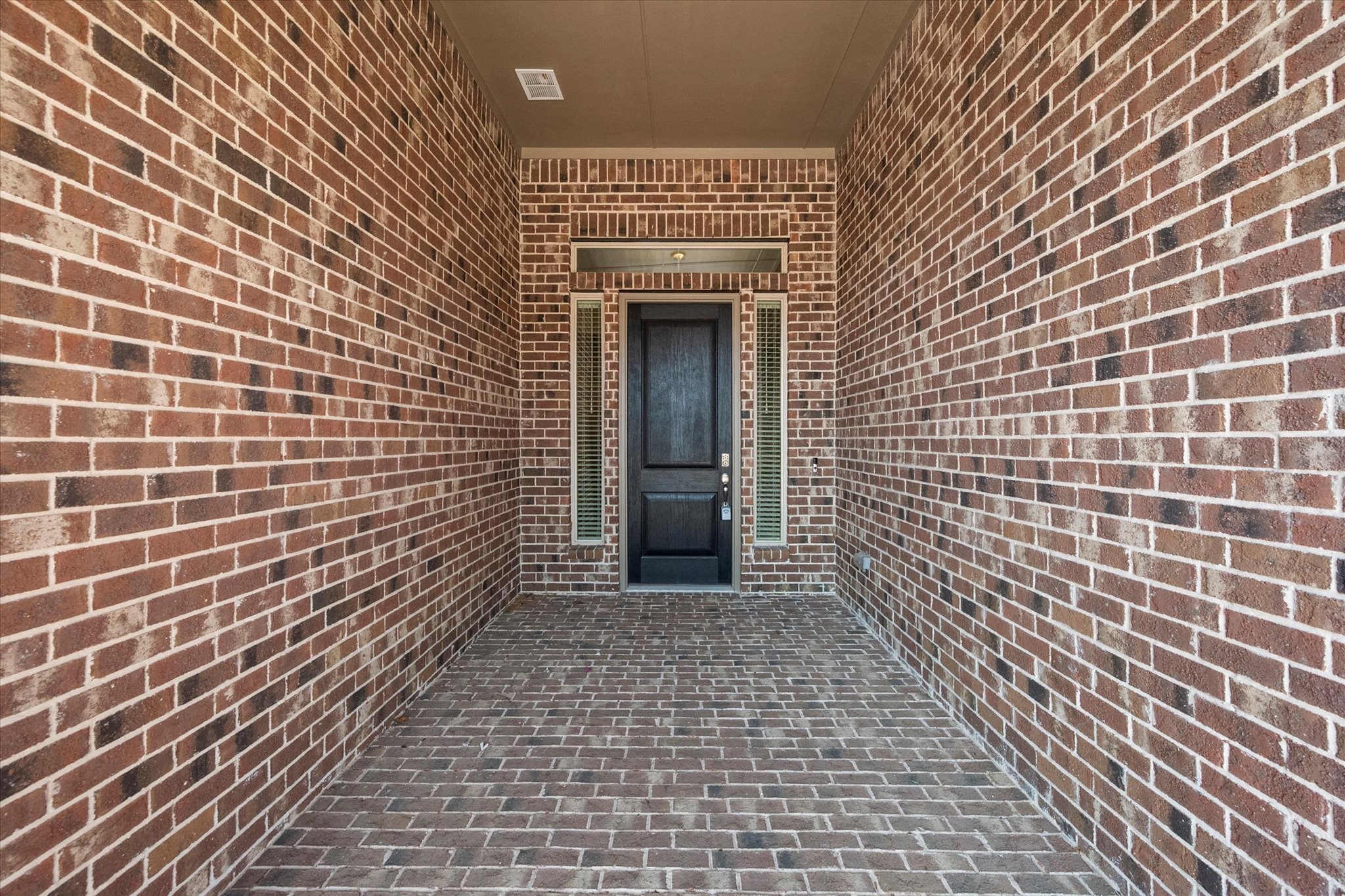 1202 Silver Oak Court