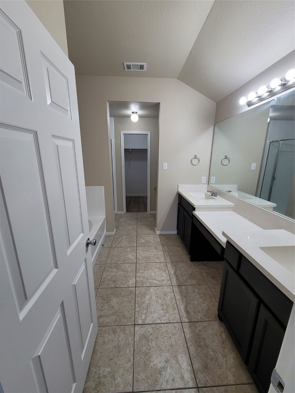 1813 Ridge Creek Lane