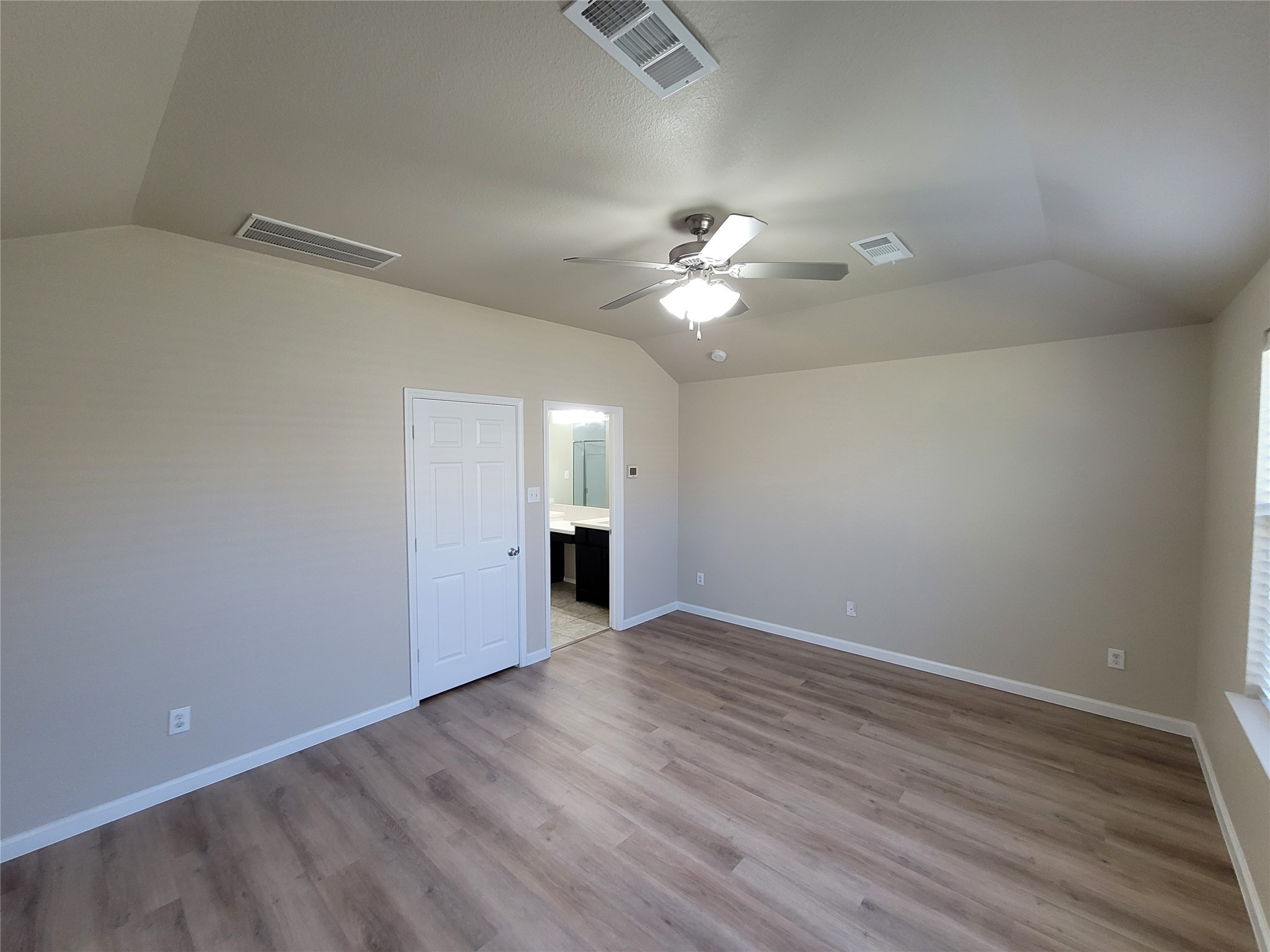 1813 Ridge Creek Lane