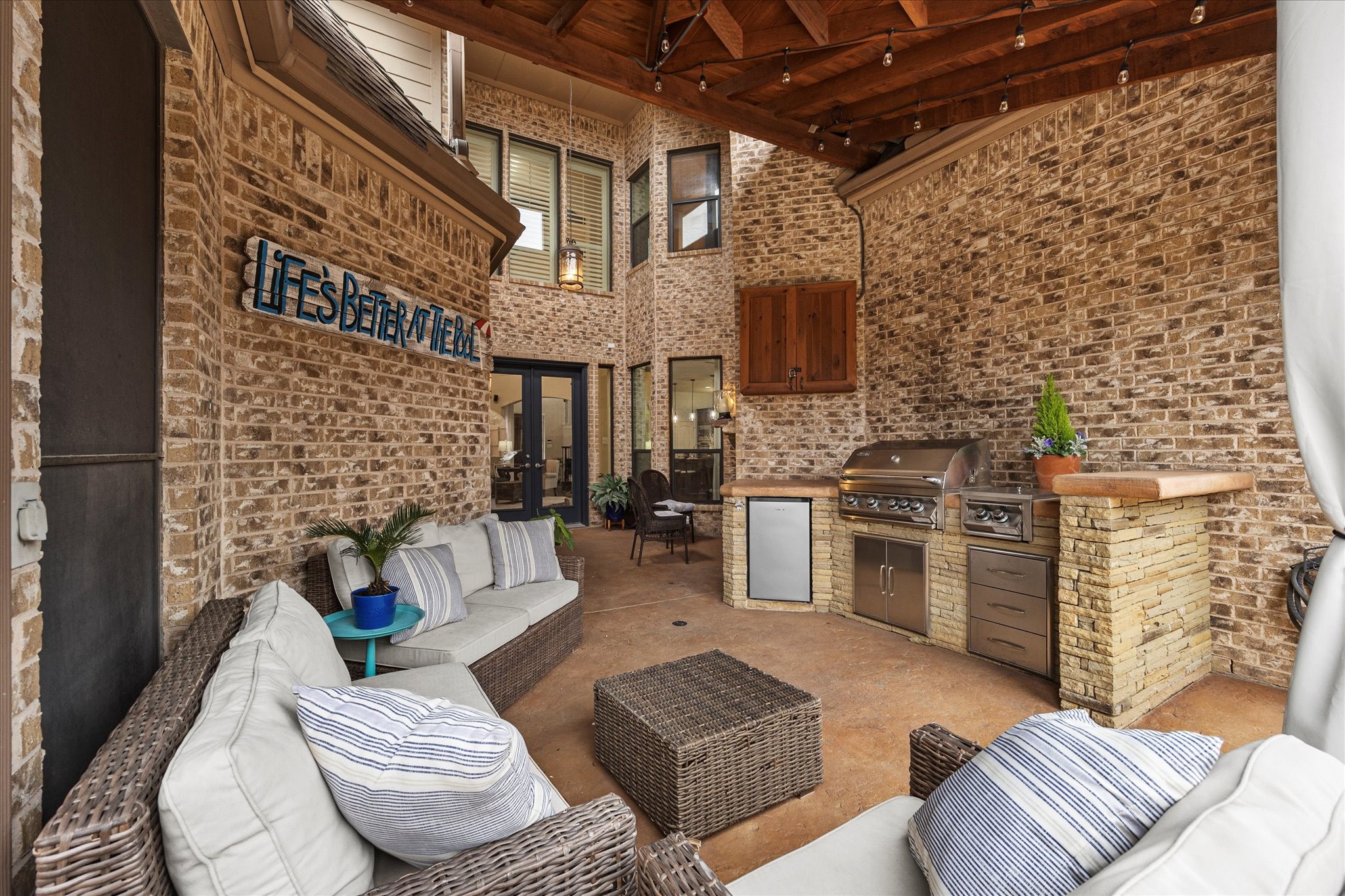 11383 Graceland Lane