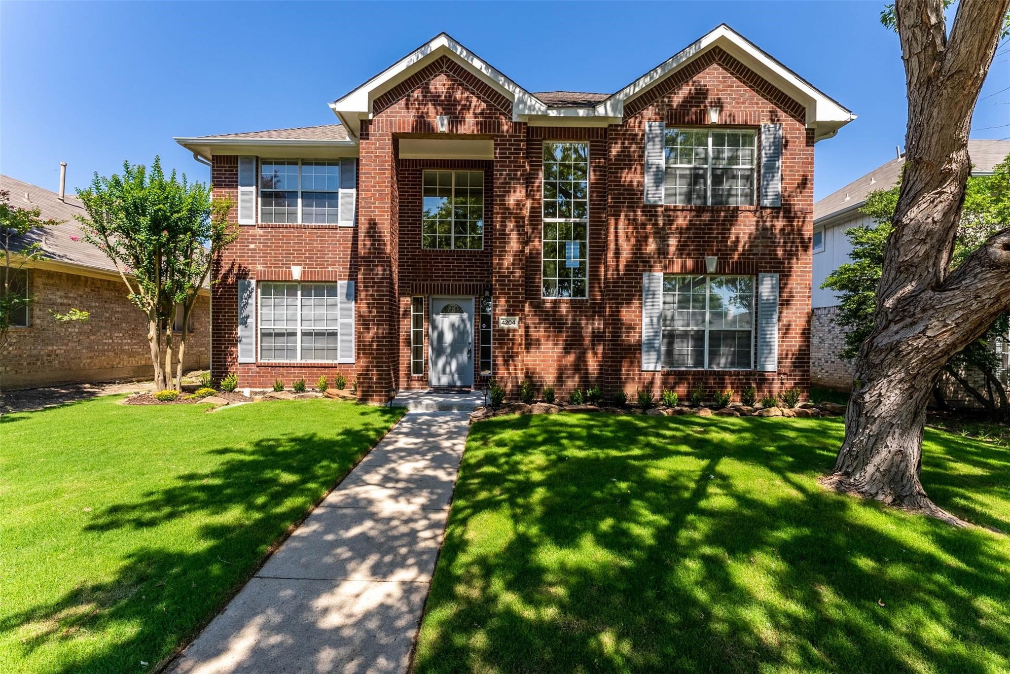 4204 Buena Vista Lane