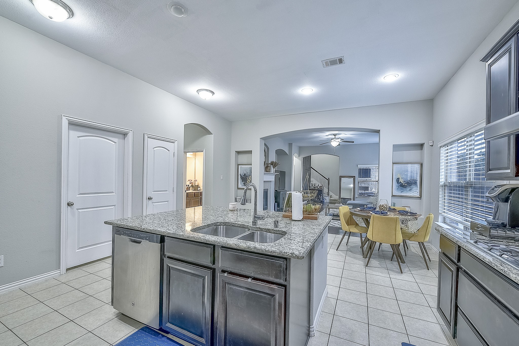 3904 Deer Lake Drive