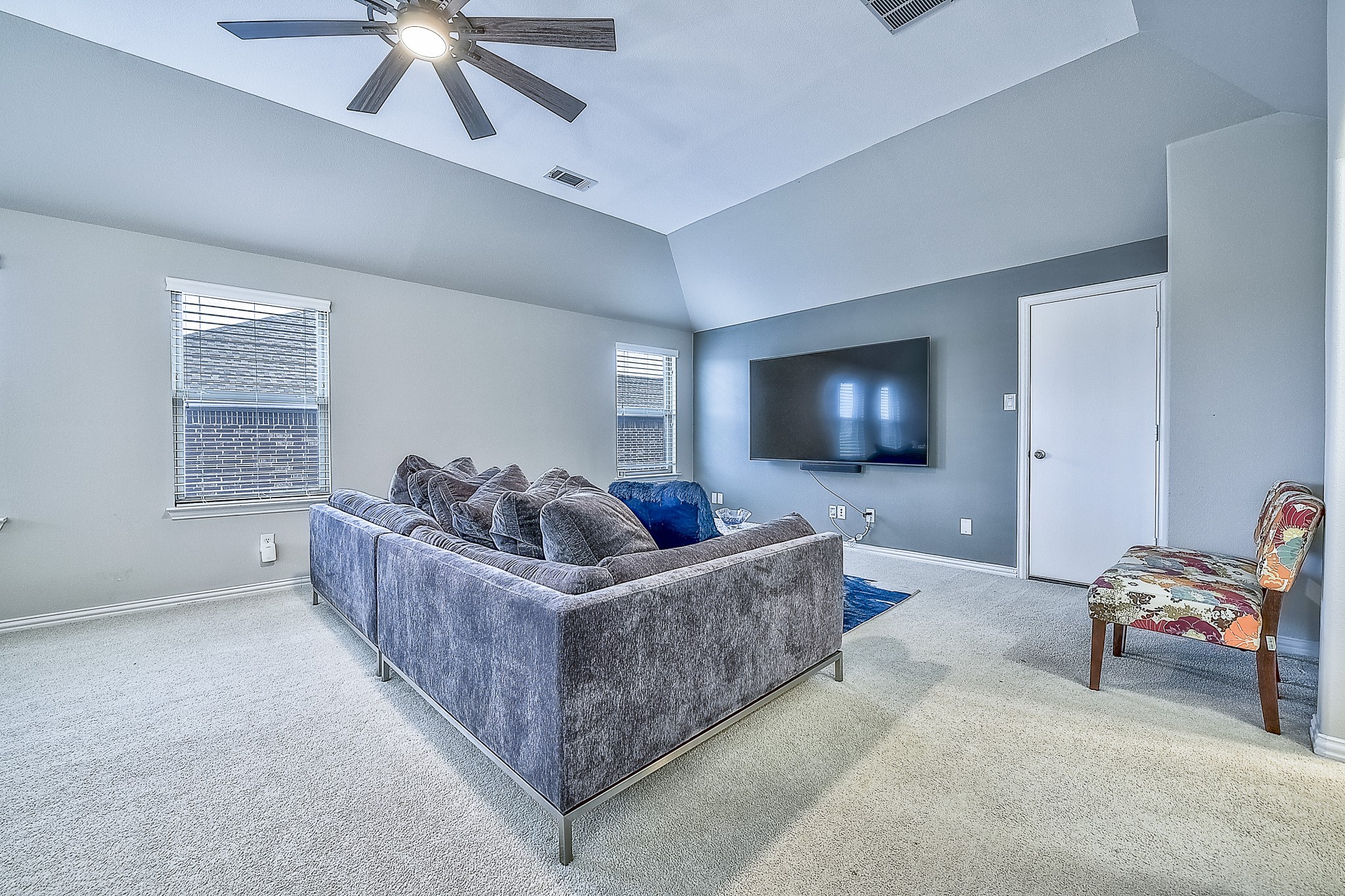 3904 Deer Lake Drive