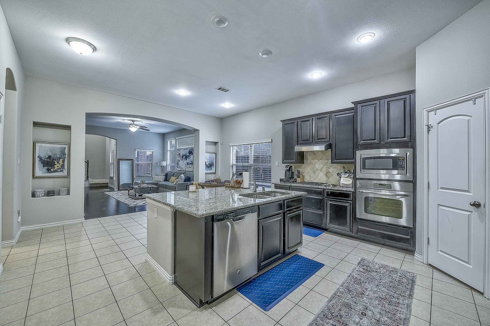 3904 Deer Lake Drive