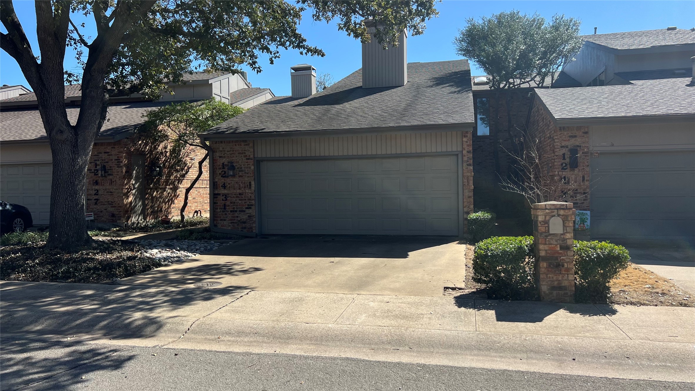 12431 Montego Plaza