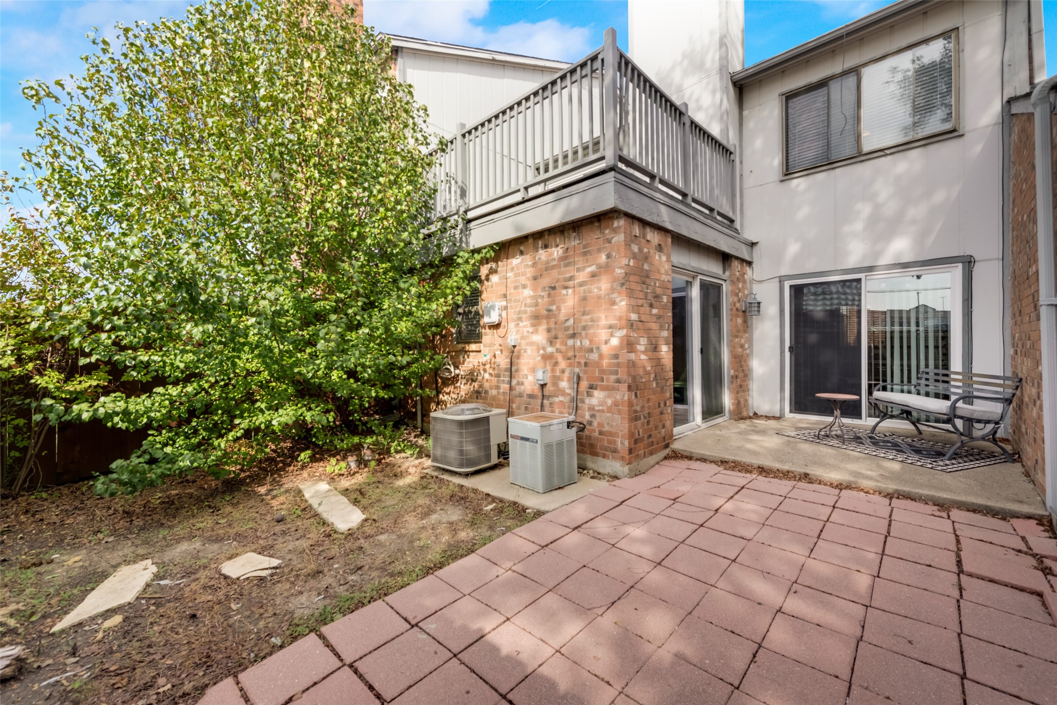 2203 Salem Drive