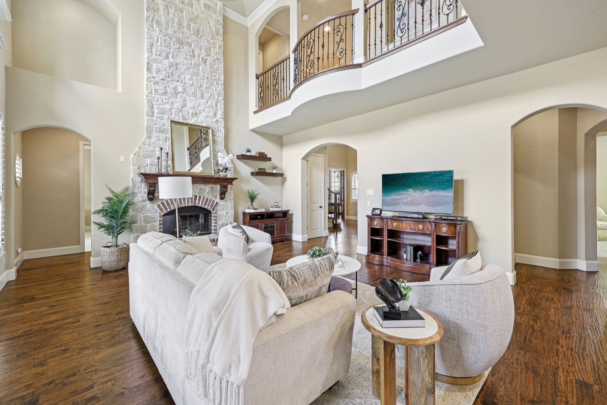 4320 Chevy Chase Lane