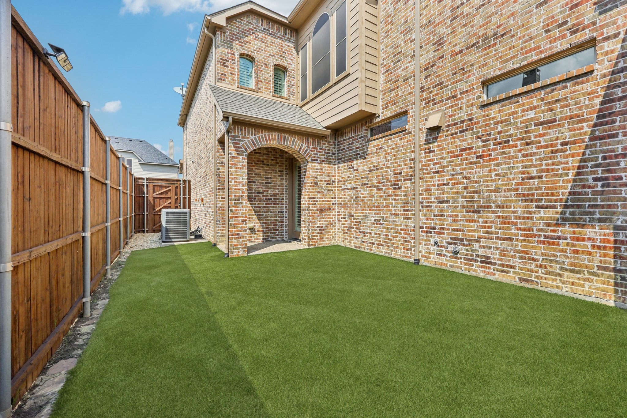 4320 Chevy Chase Lane